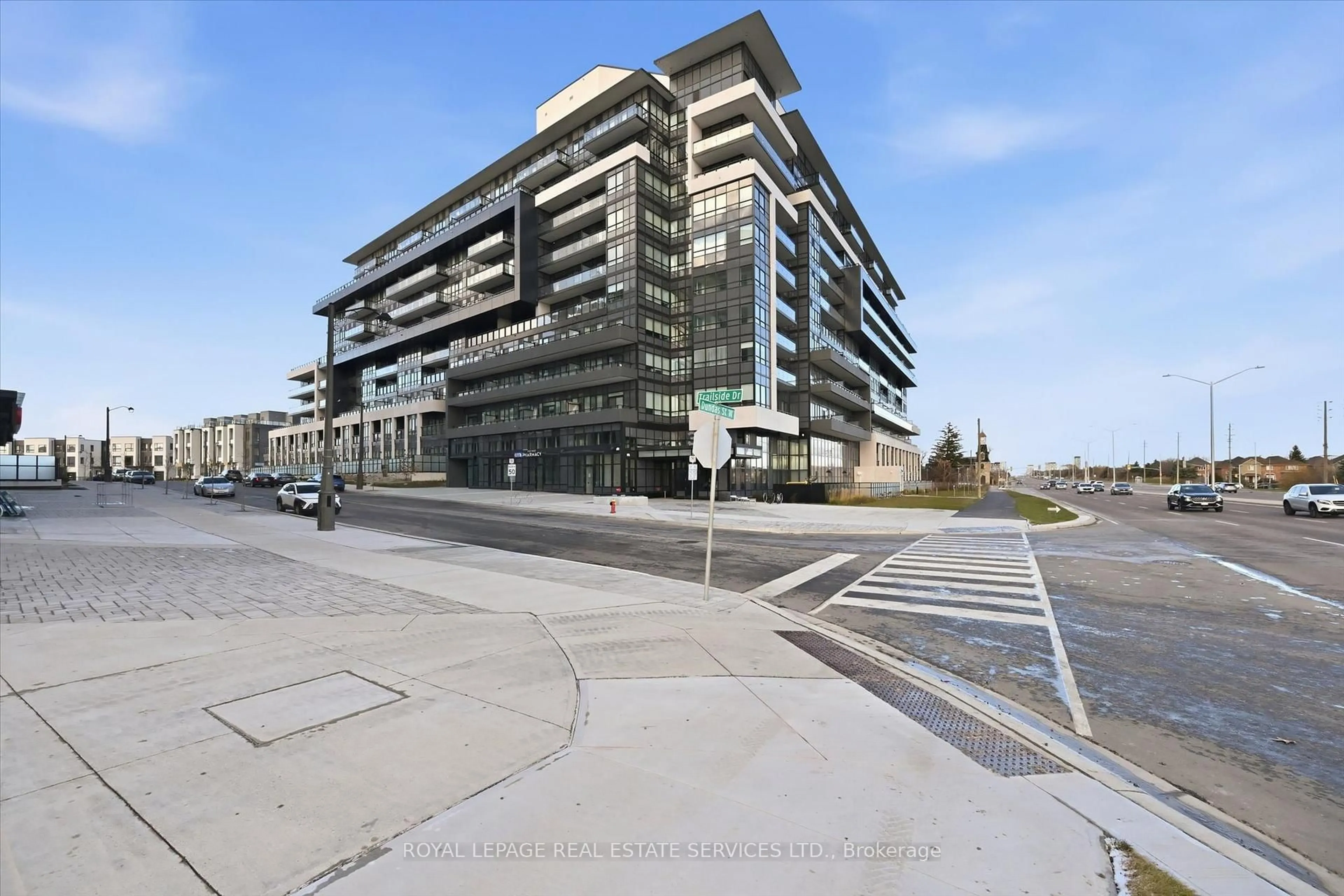 Unknown for 395 Dundas St #603, Oakville Ontario L6M 5R8