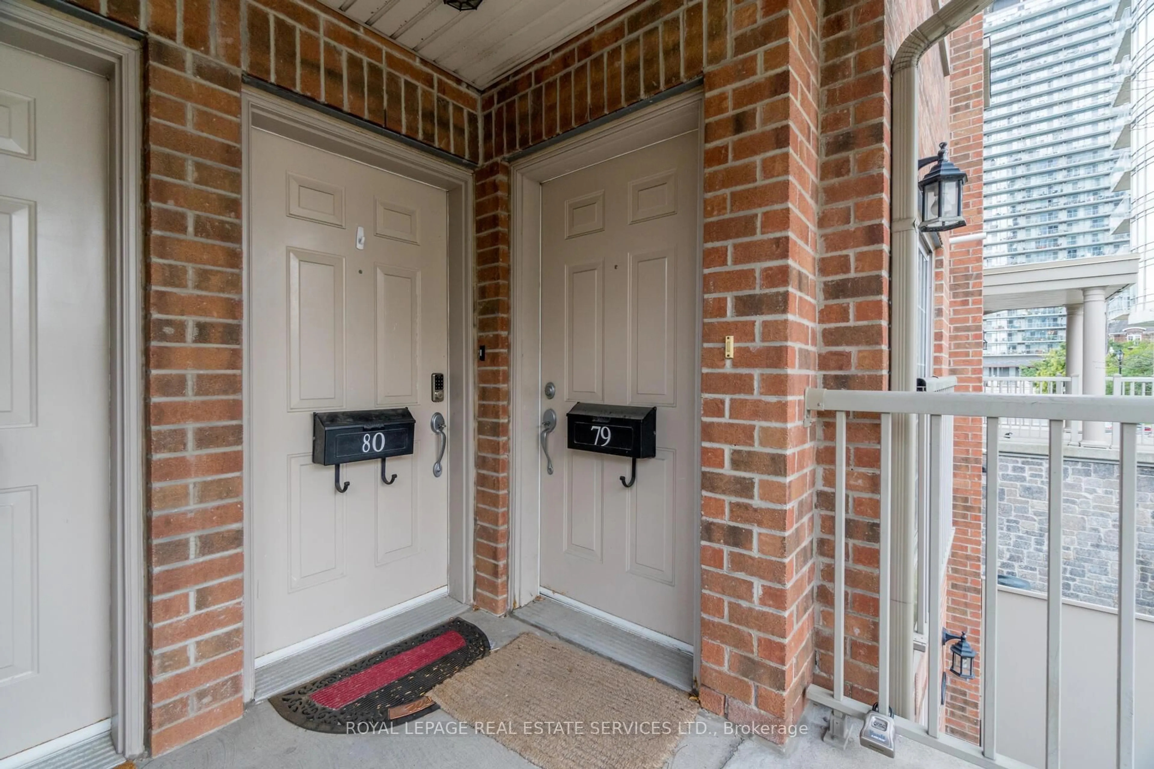 Indoor entryway for 9 Windermere Ave #79, Toronto Ontario M6S 5A4