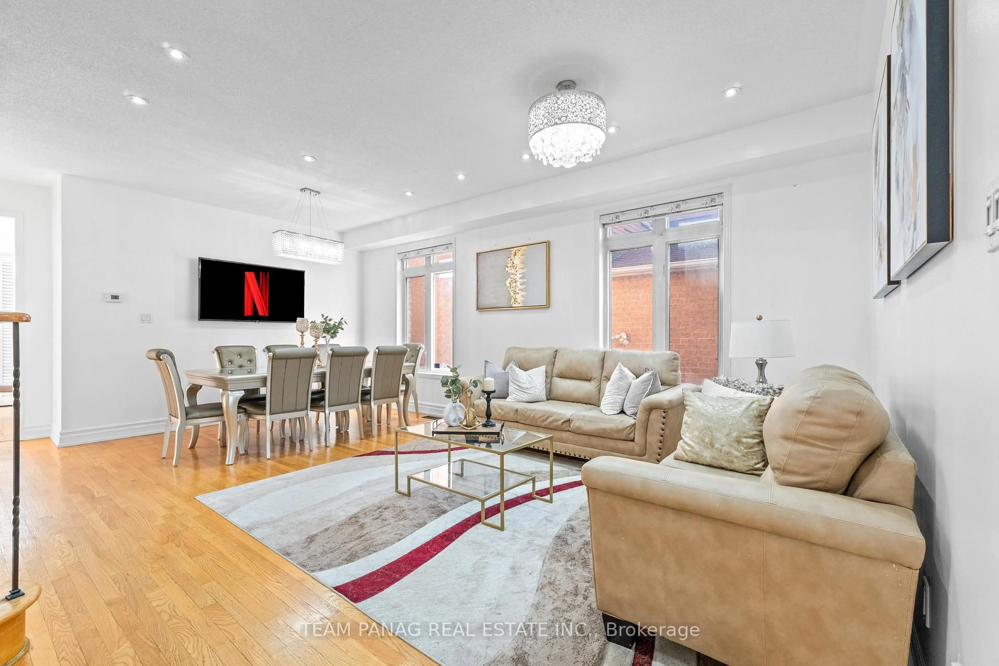 Living room with furniture, unknown for 20 Lion Pride Lane, Brampton Ontario L6R 3E4