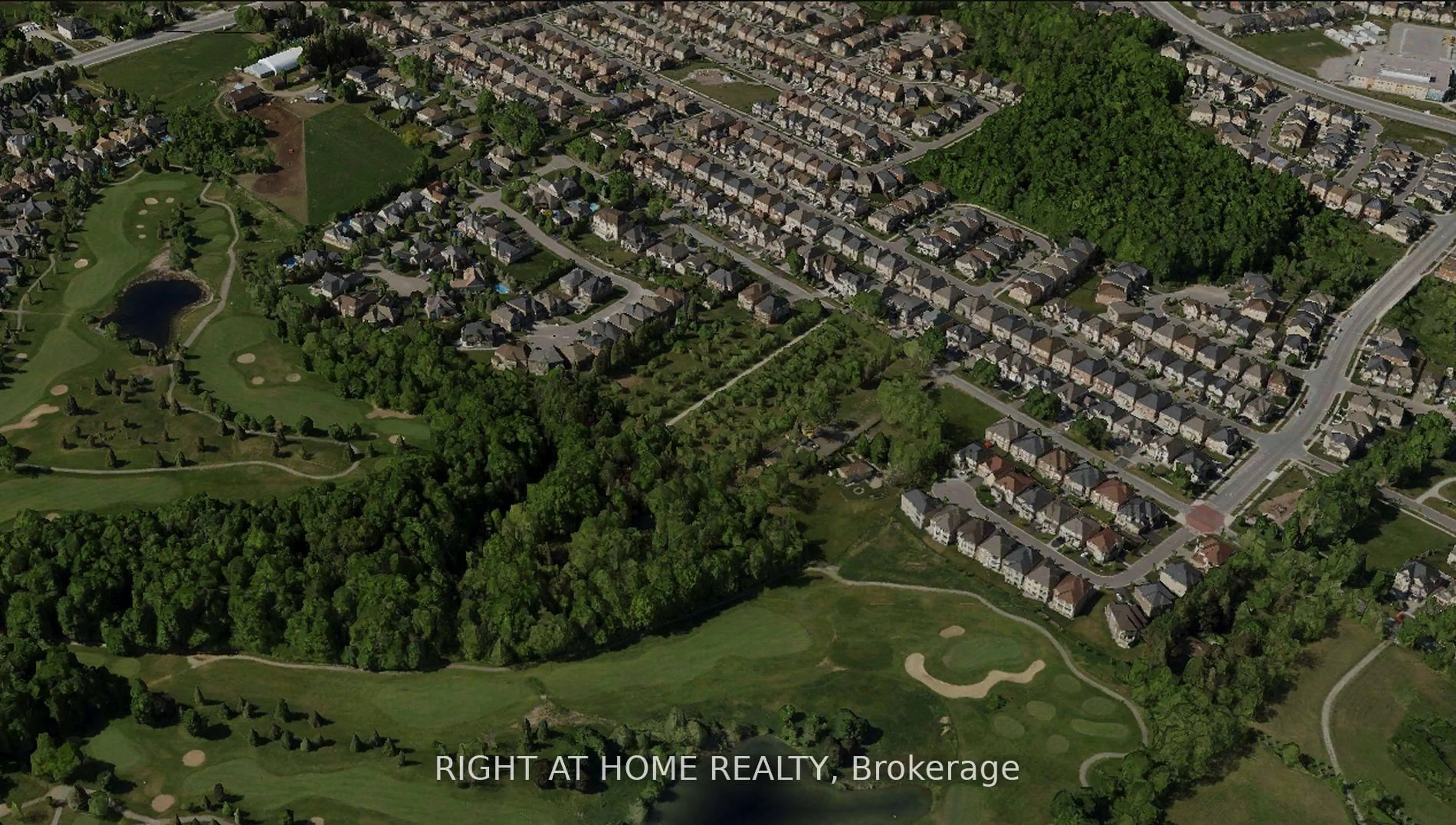 A pic from outside/outdoor area/front of a property/back of a property/a pic from drone, street for 8774 Creditview Rd, Brampton Ontario L6Y 0G4