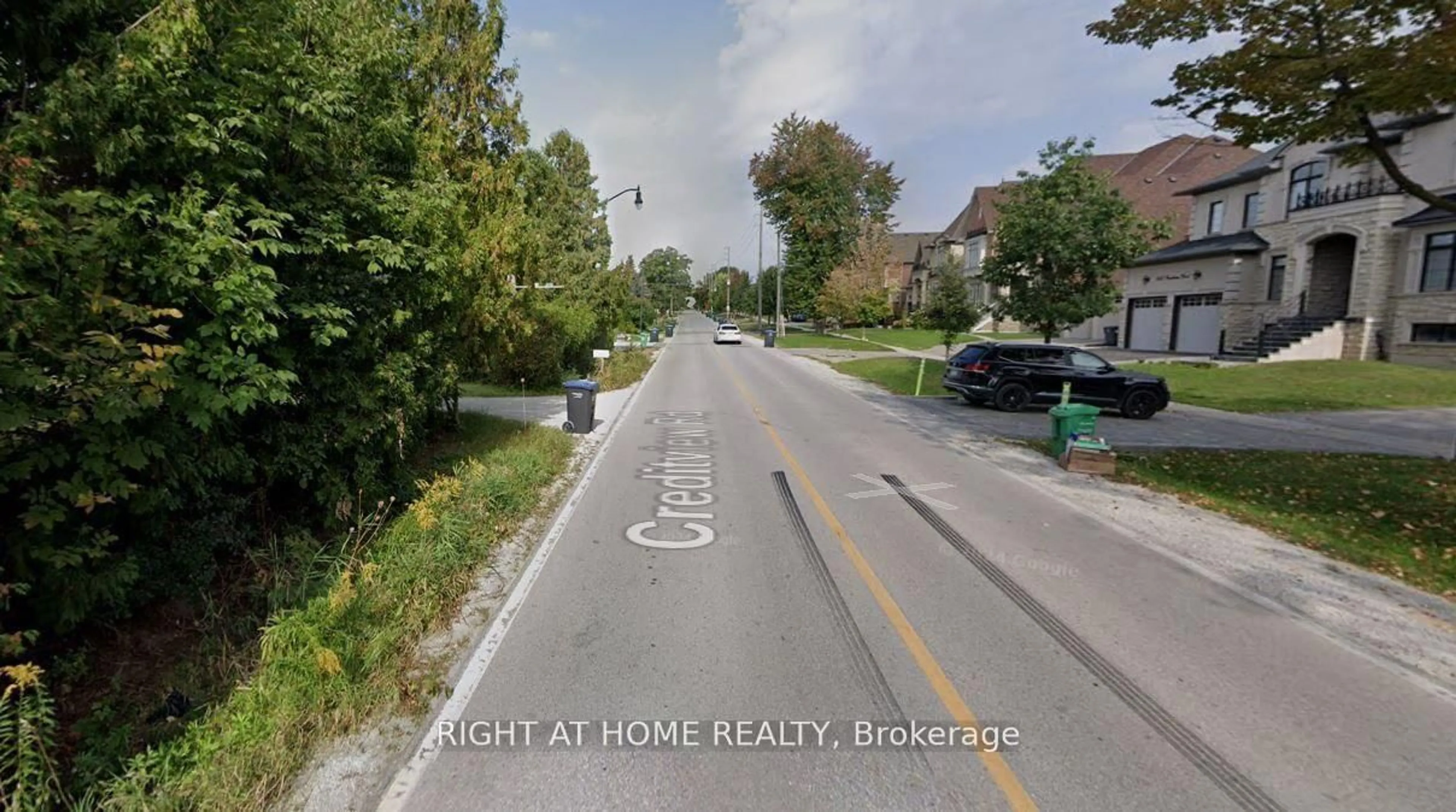 Blurry image for 8774 Creditview Rd, Brampton Ontario L6Y 0G4