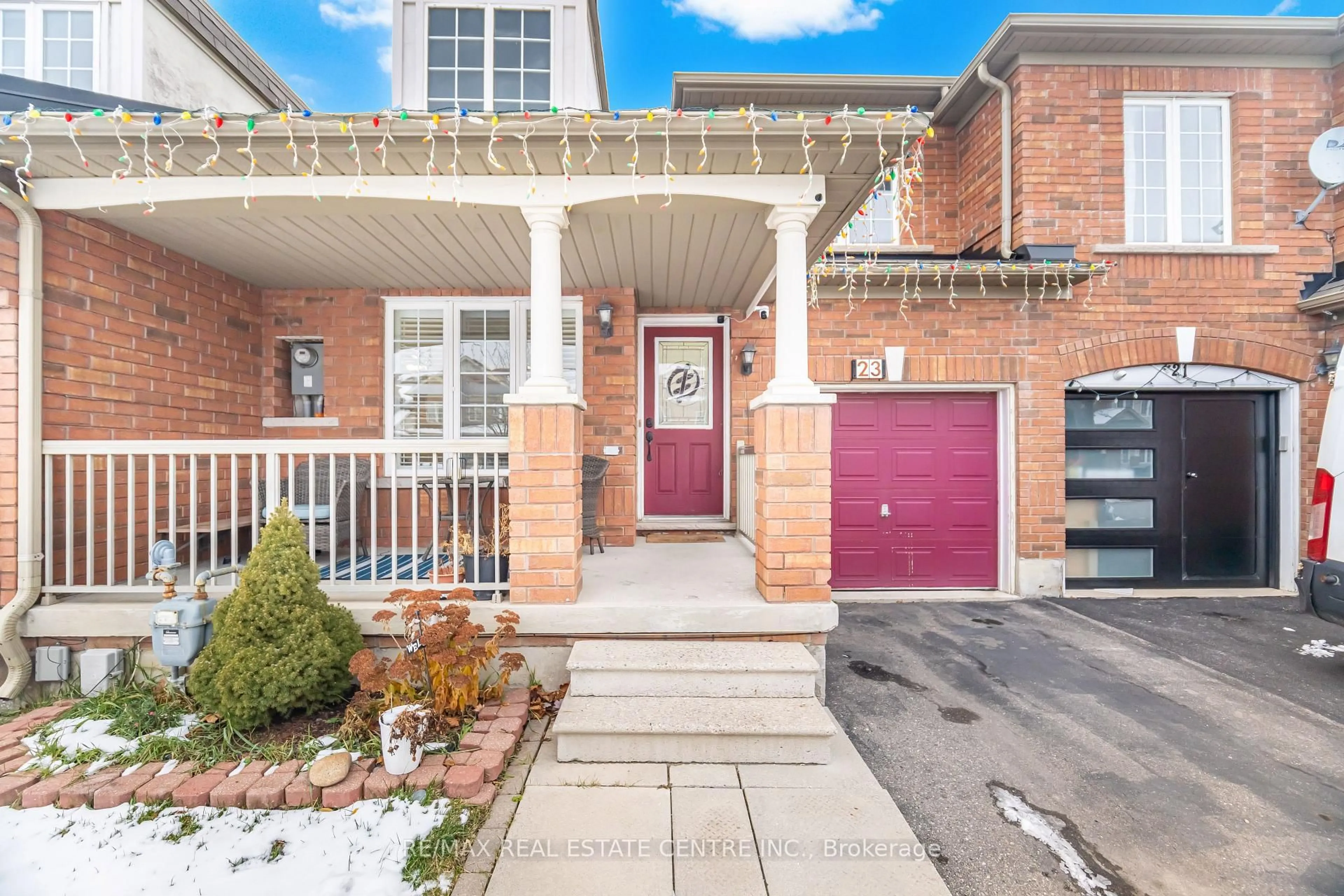 Home with brick exterior material, street for 23 Quailvalley Dr, Brampton Ontario L6R 0N3