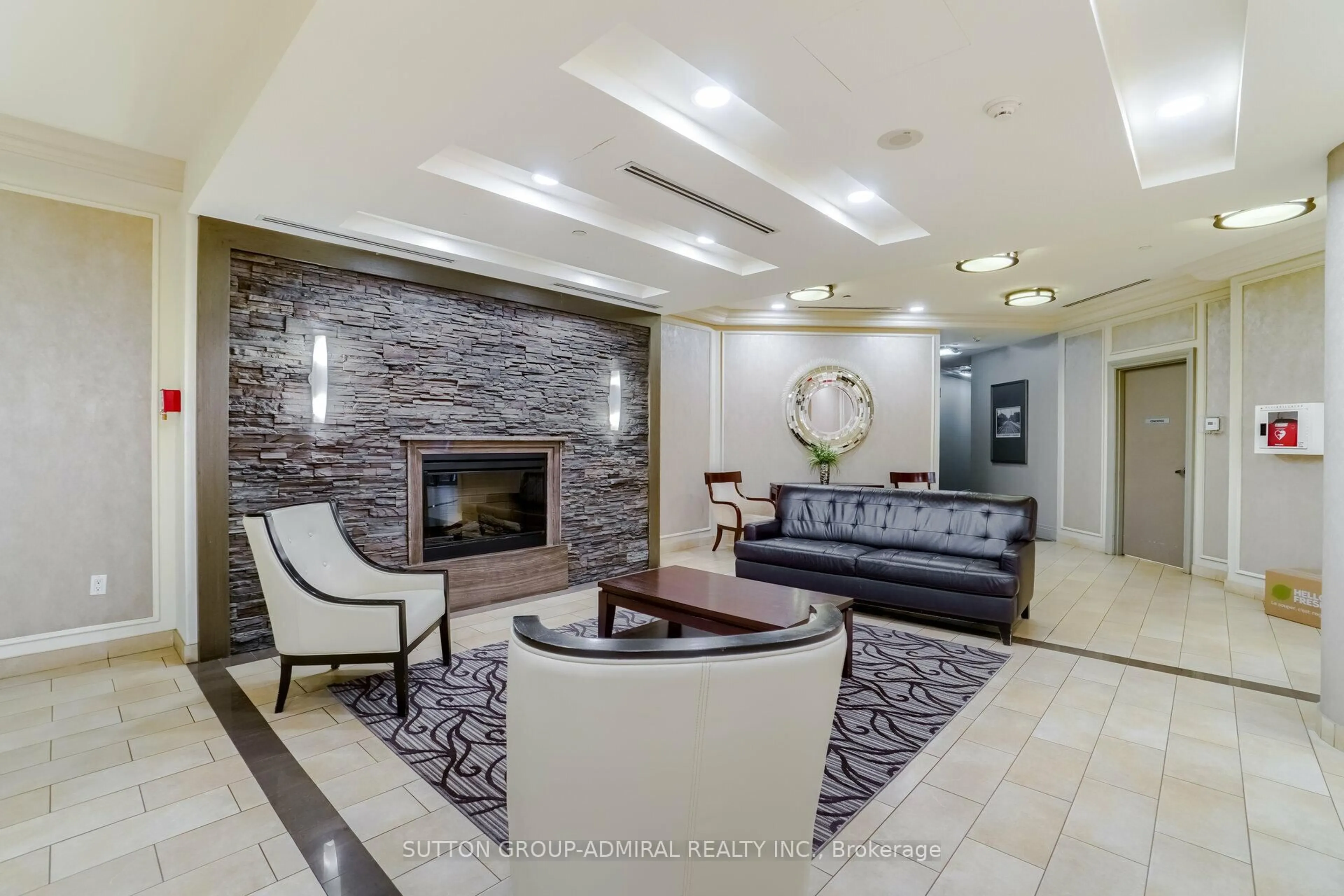 Lobby for 60 Heintzman St #1138, Toronto Ontario M6P 5A1