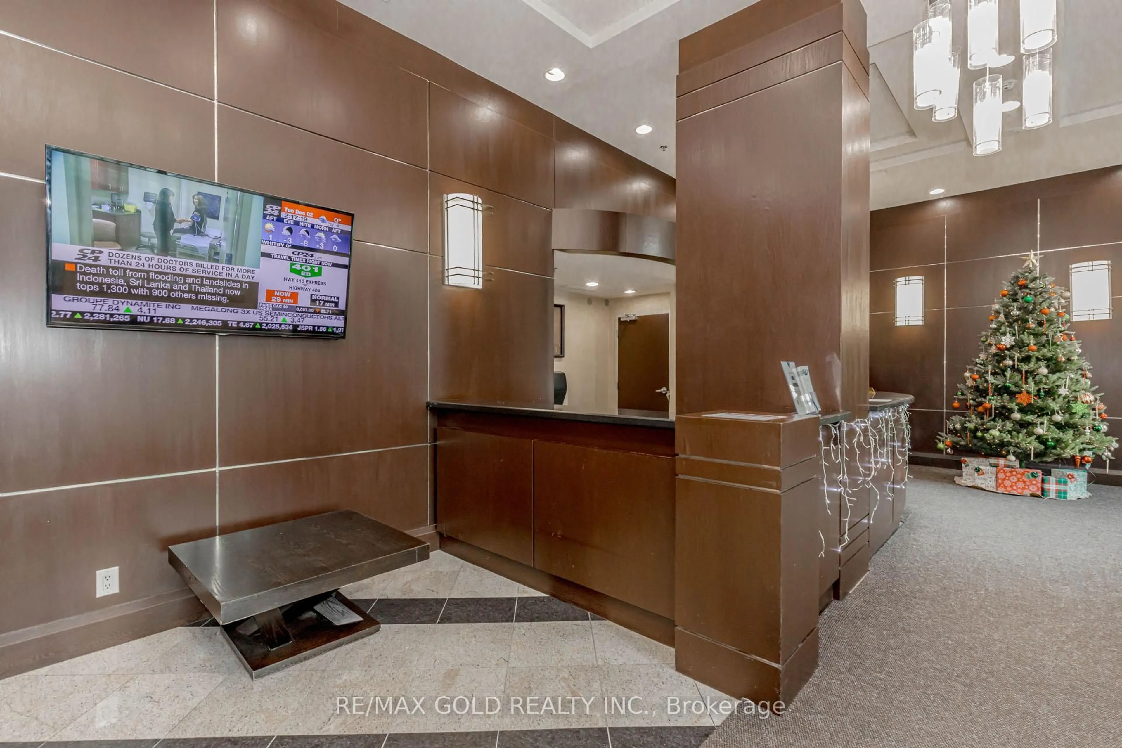 Lobby for 208 Enfield Pl #1507, Mississauga Ontario L5B 0B8