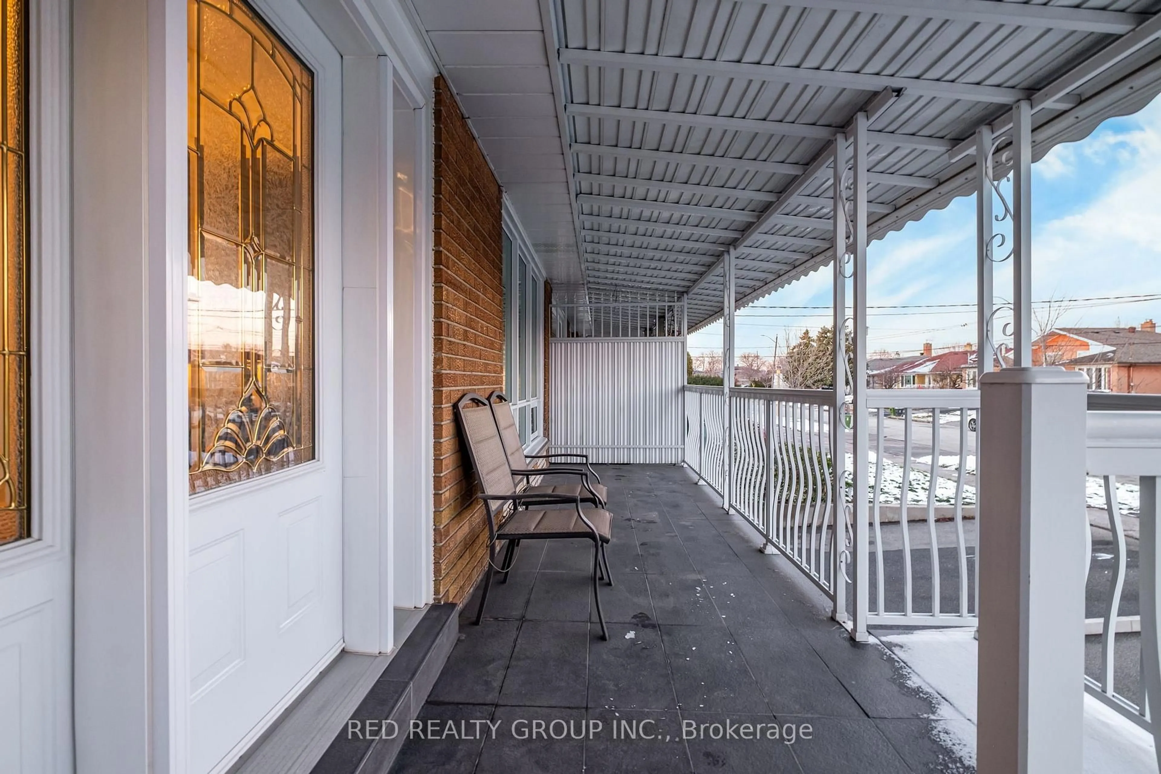 Unknown for 54 Buckland Rd, Toronto Ontario M3L 1W1