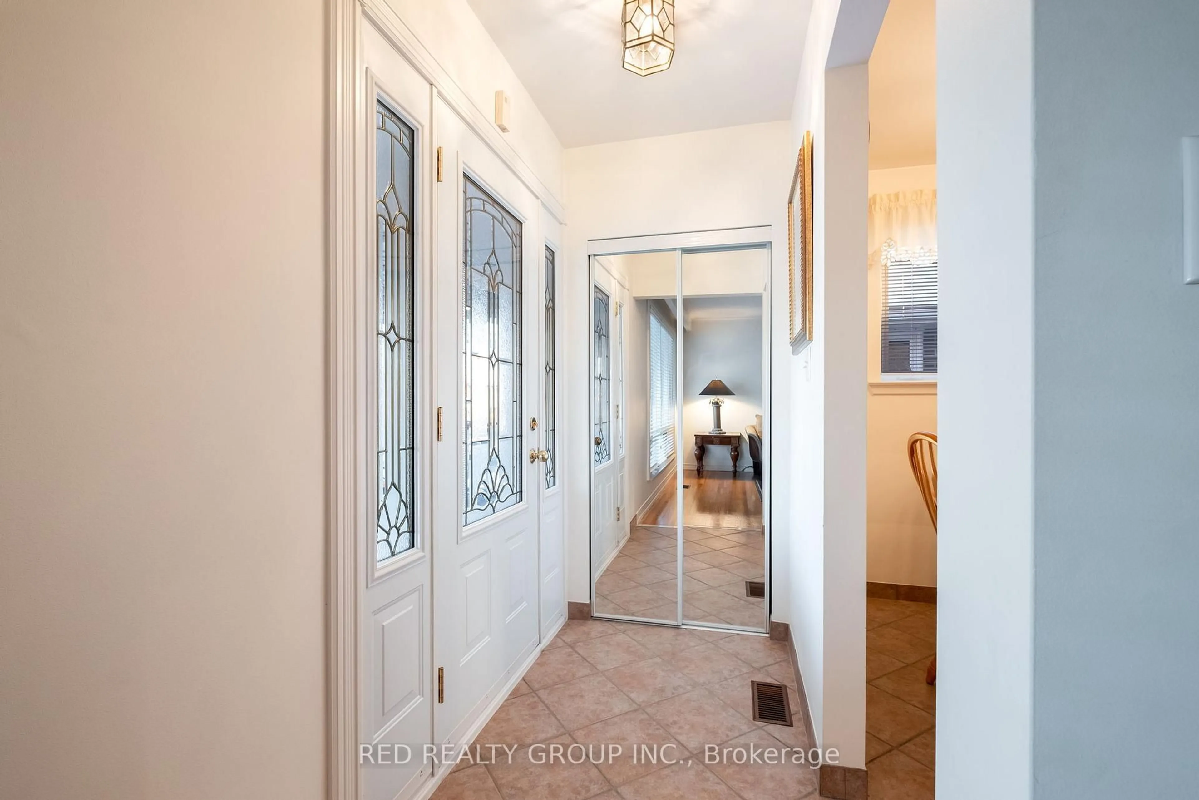 Indoor entryway for 54 Buckland Rd, Toronto Ontario M3L 1W1