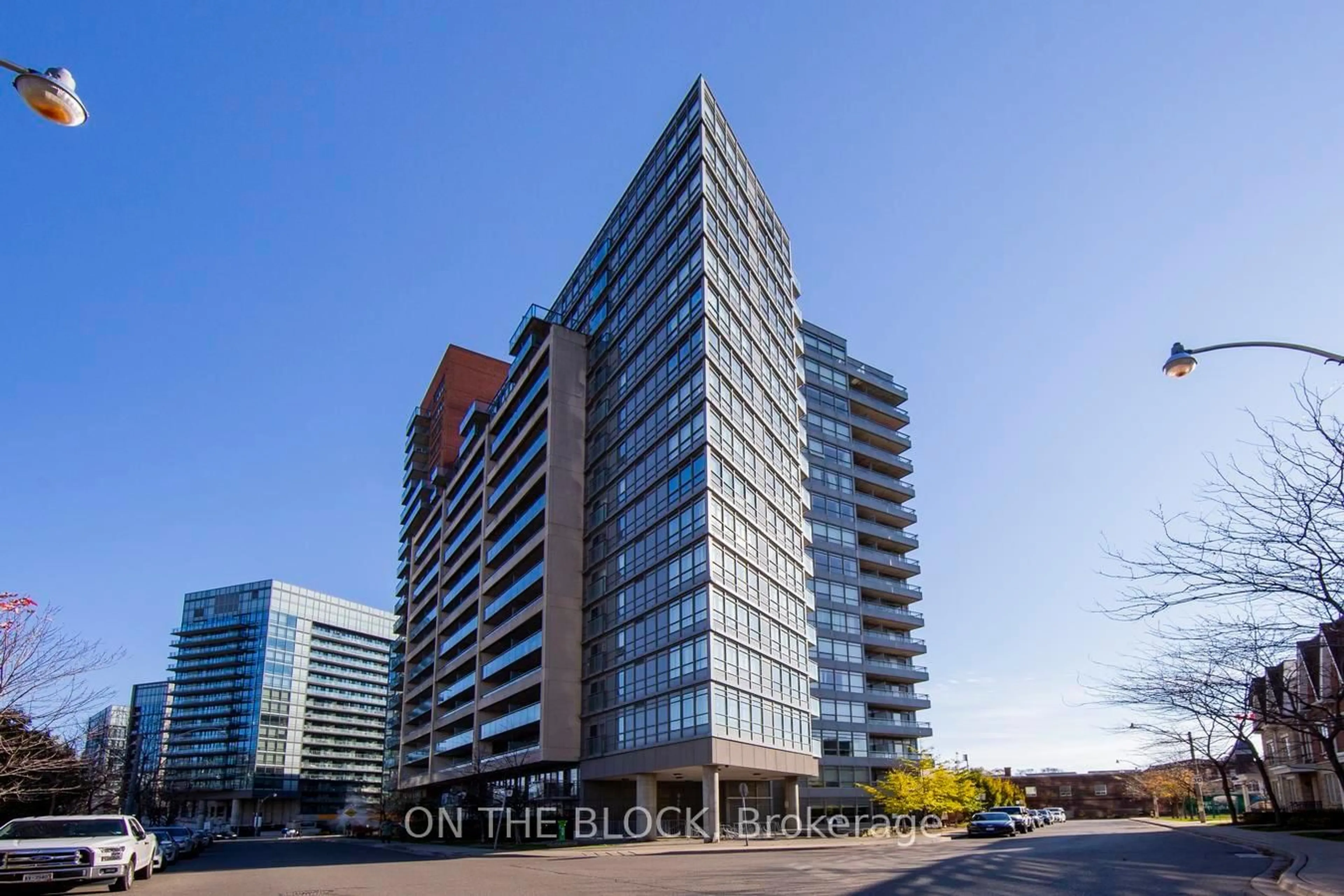 Unknown for 38 Joe Shuster Way #302, Toronto Ontario M6K 0A5