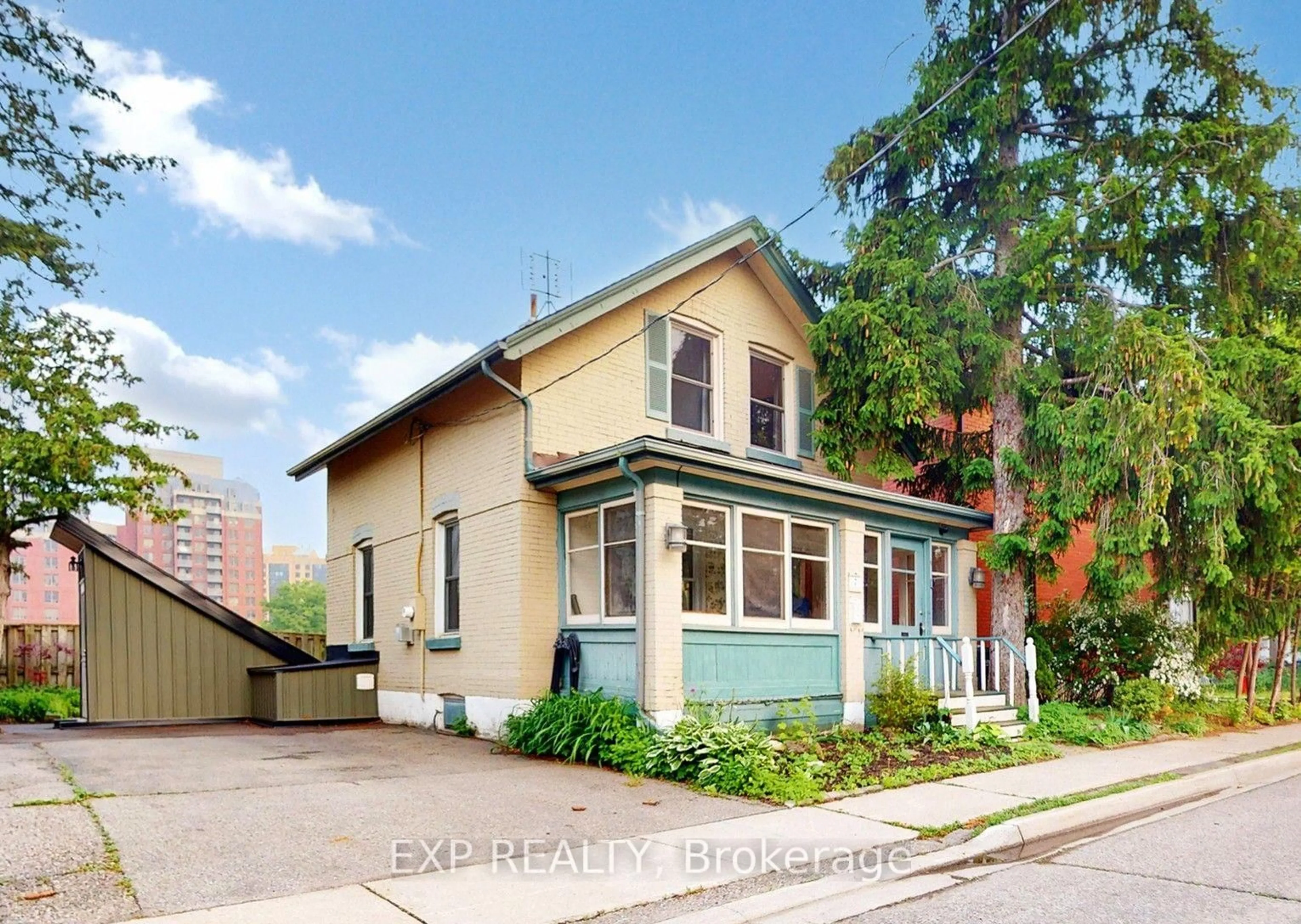 Home with brick exterior material, street for 7 David St, Brampton Ontario L6X 1J2