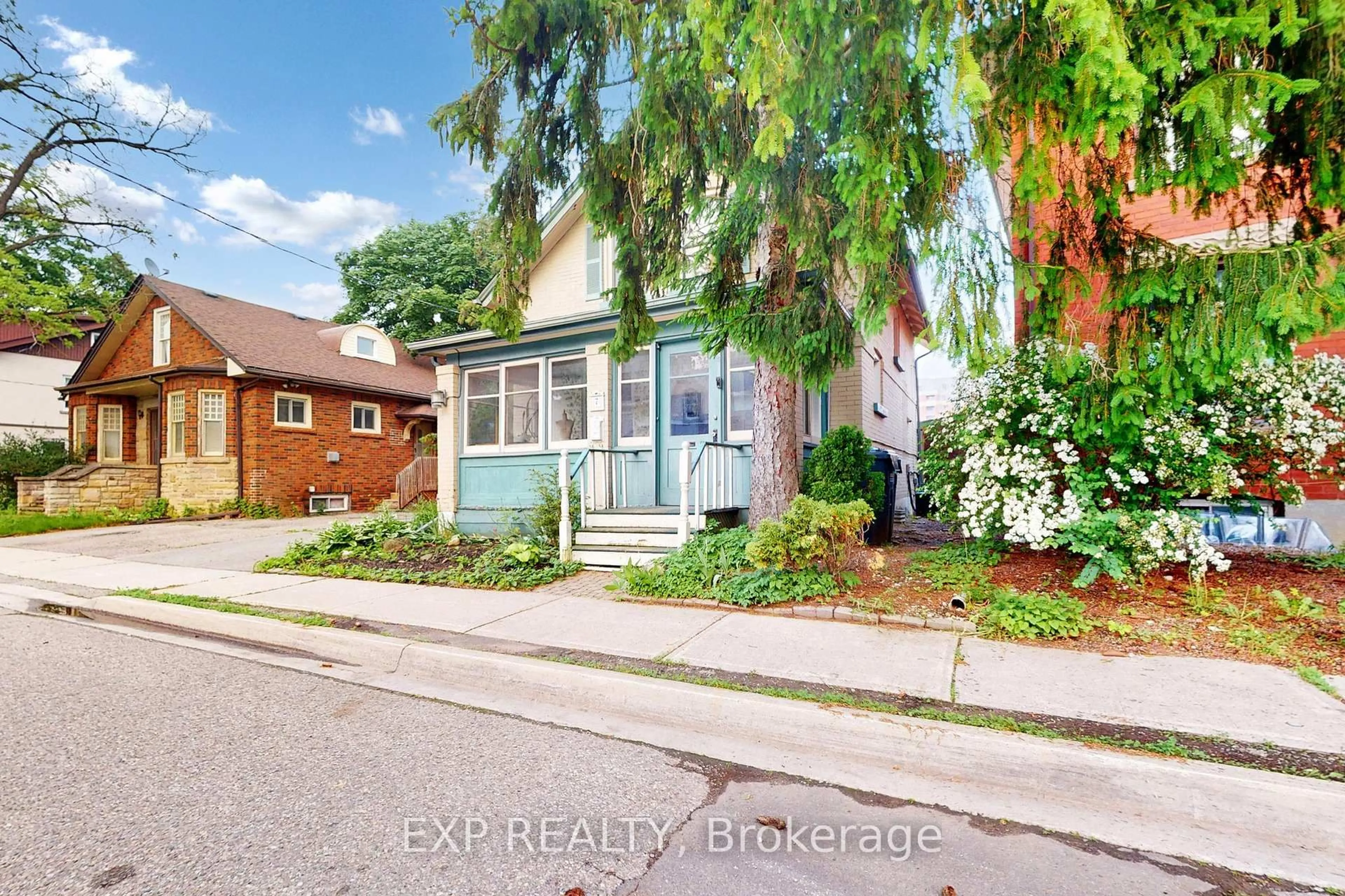 Home with brick exterior material, street for 7 David St, Brampton Ontario L6X 1J2