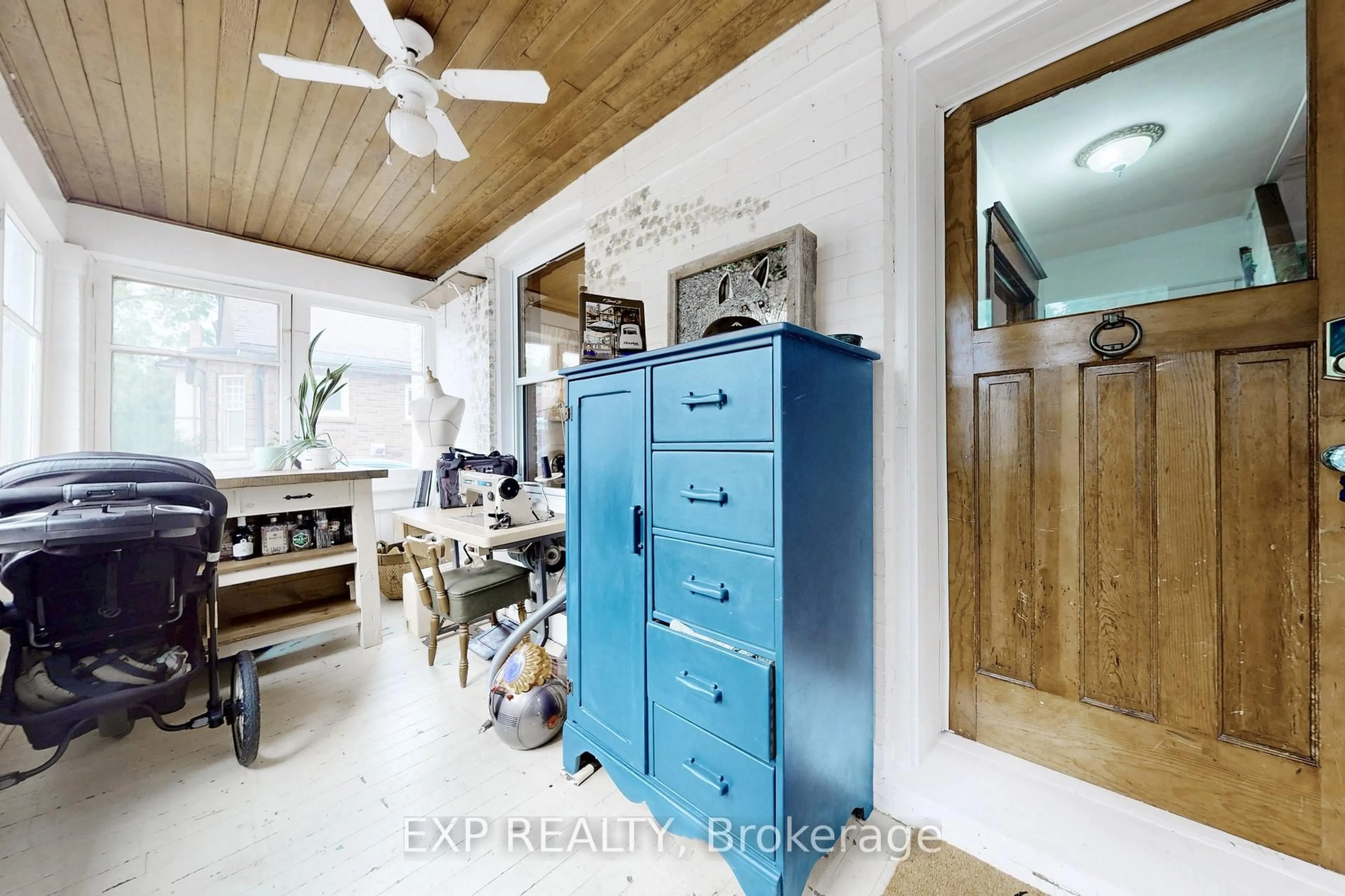 Unknown for 7 David St, Brampton Ontario L6X 1J2