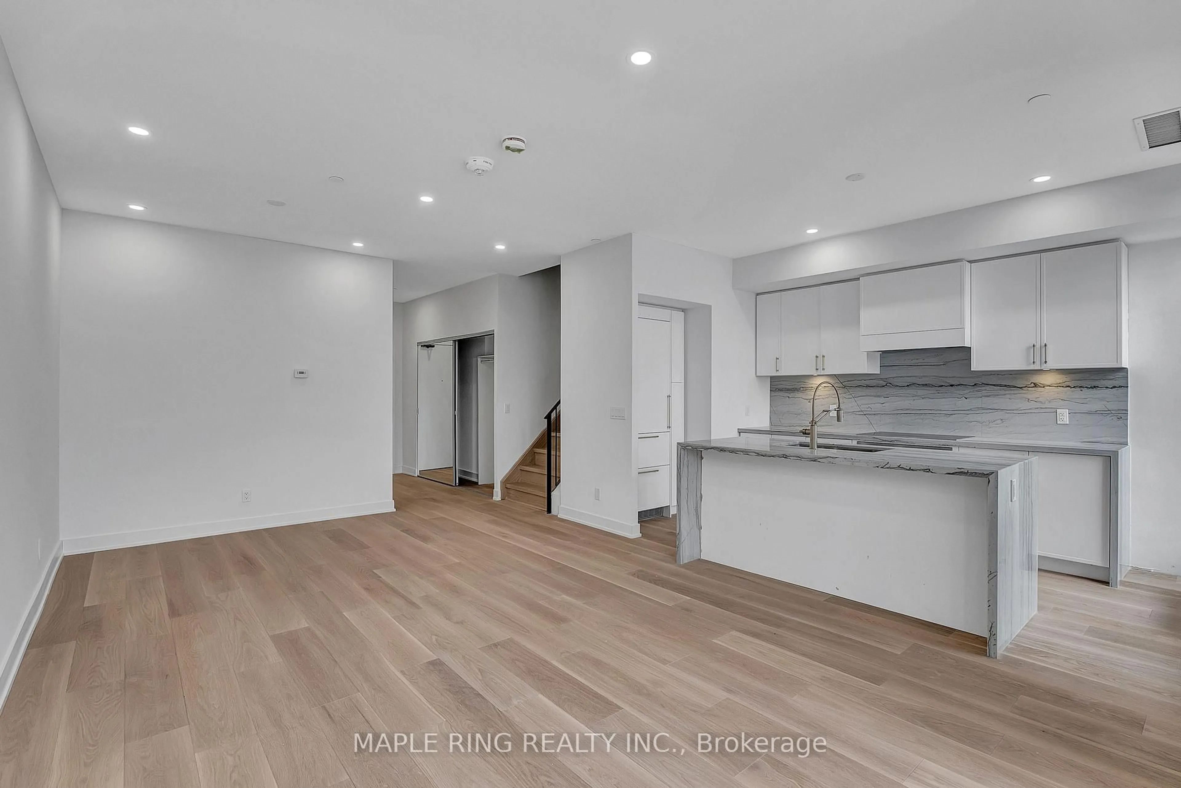 Open concept kitchen, unknown for 2485 Taunton Rd #118, Oakville Ontario L6H 3R8