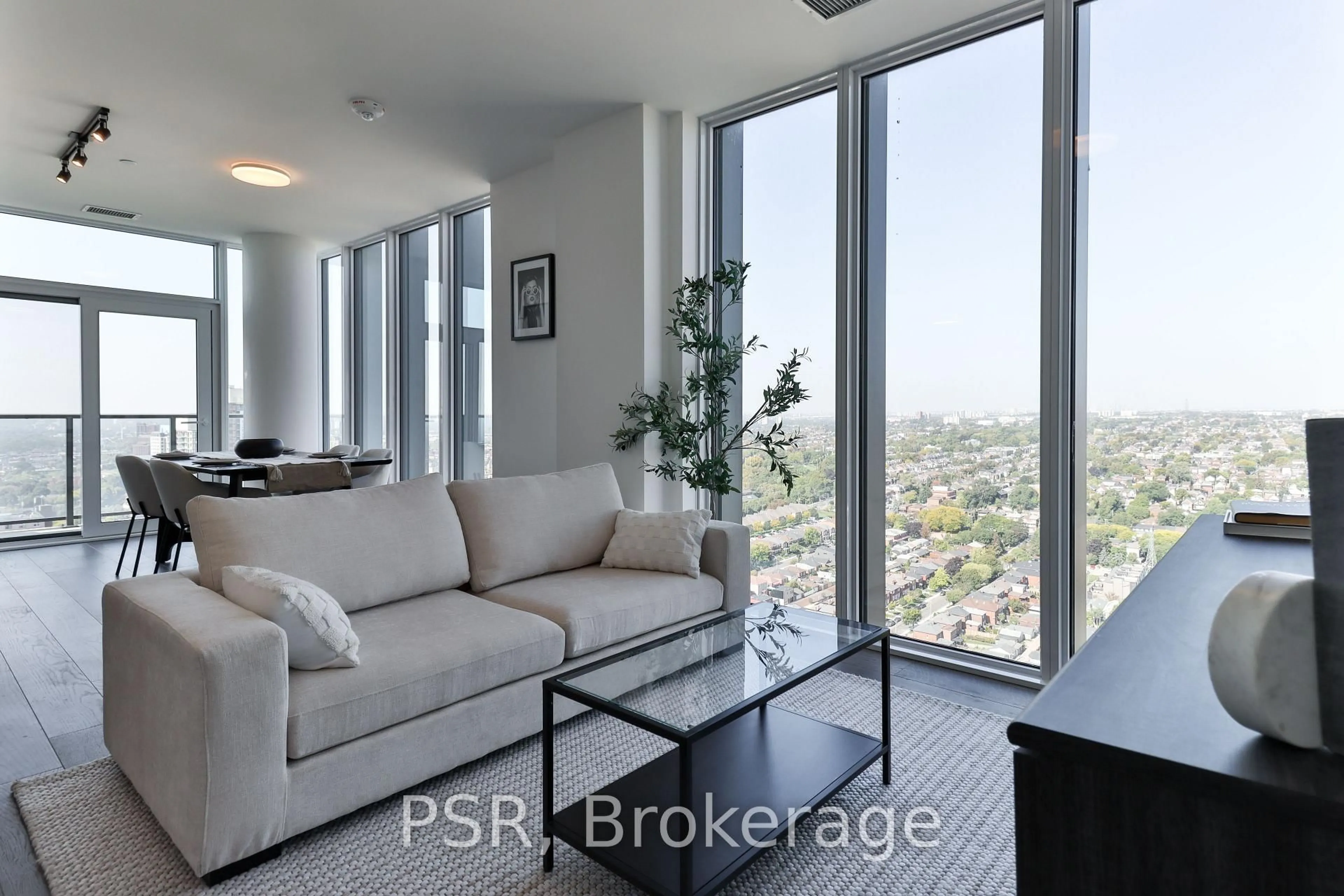 Living room with furniture, unknown for 1285 Dupont St #2904, Toronto Ontario M6H 0E3