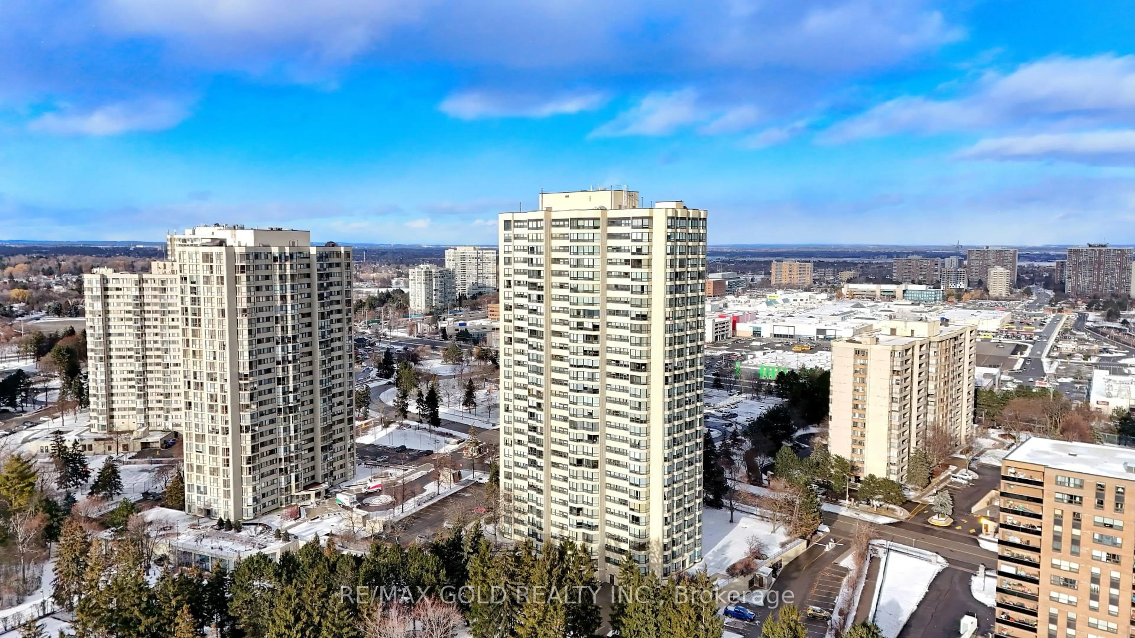 A pic from outside/outdoor area/front of a property/back of a property/a pic from drone, city buildings view from balcony for 8 Lisa St #1602, Brampton Ontario L6T 4S6