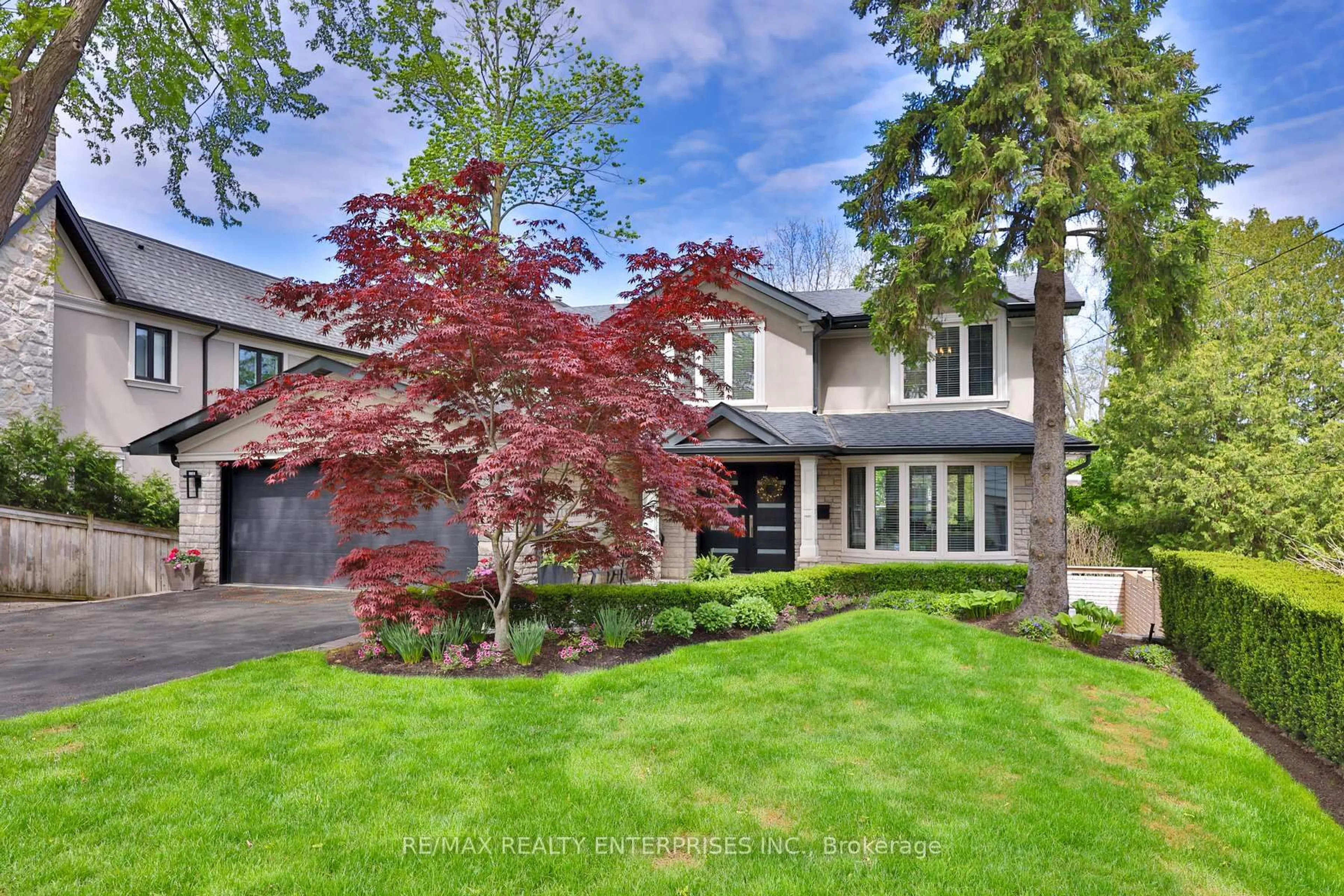 Home with brick exterior material, street for 1215 Indian Rd, Mississauga Ontario L5H 1R8