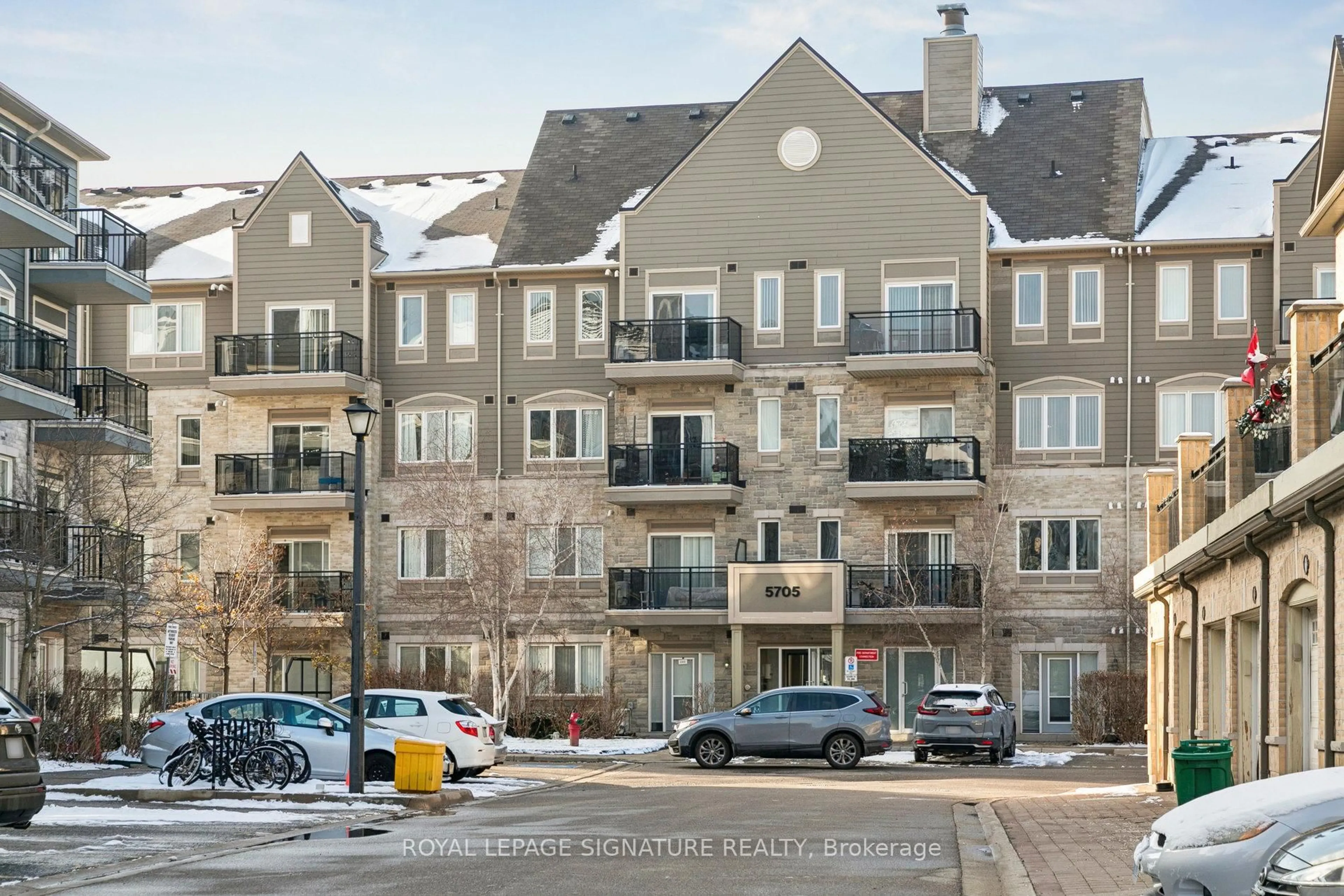 Unknown for 5705 Long Valley Rd #110, Mississauga Ontario L5M 0M3