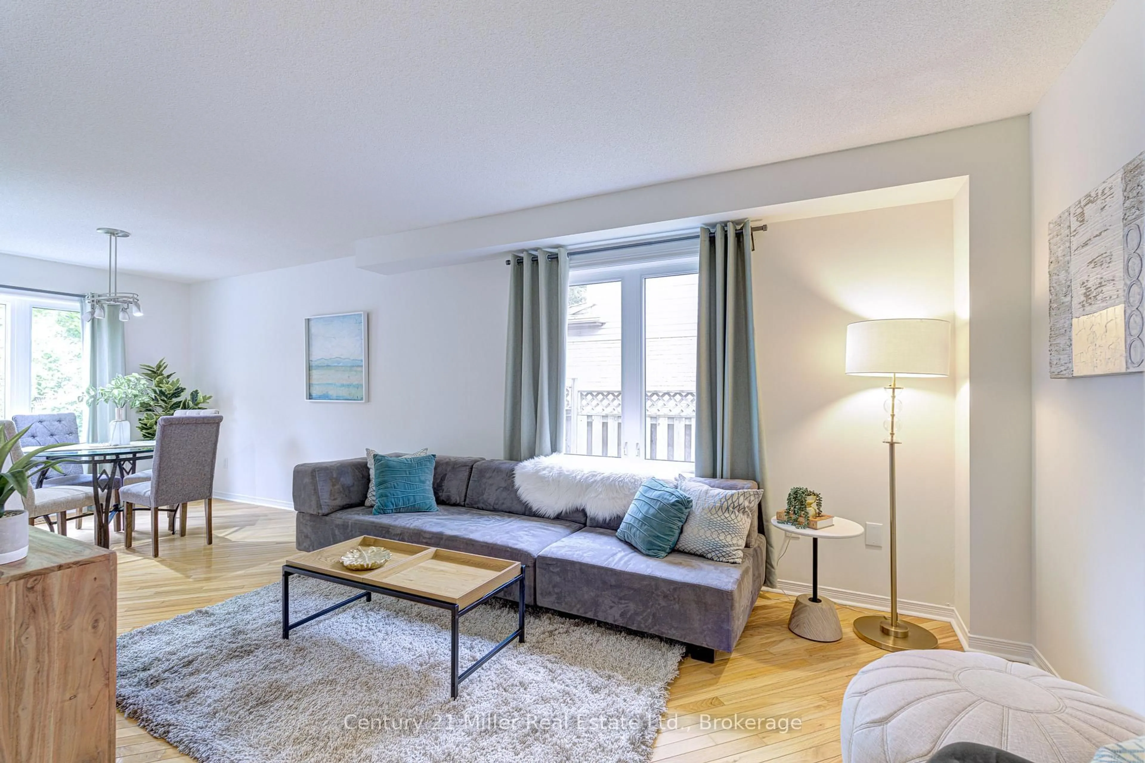 Living room with furniture, unknown for 474 Marlatt Dr, Oakville Ontario L6H 5X4