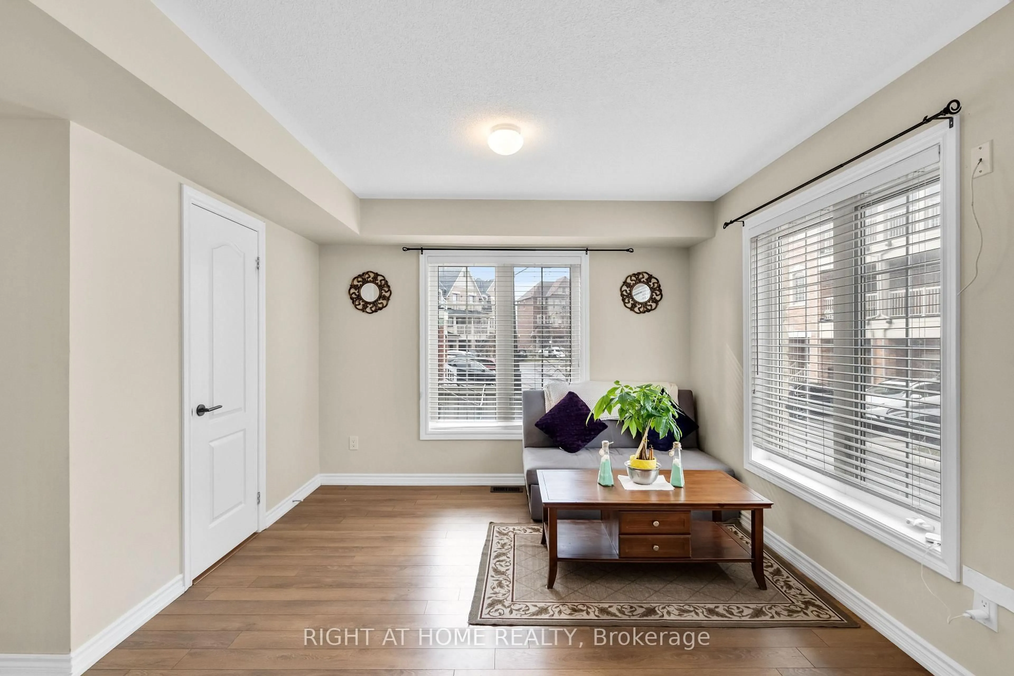 Living room with furniture, unknown for 2 Shiff Cres, Brampton Ontario L6Z 0B4