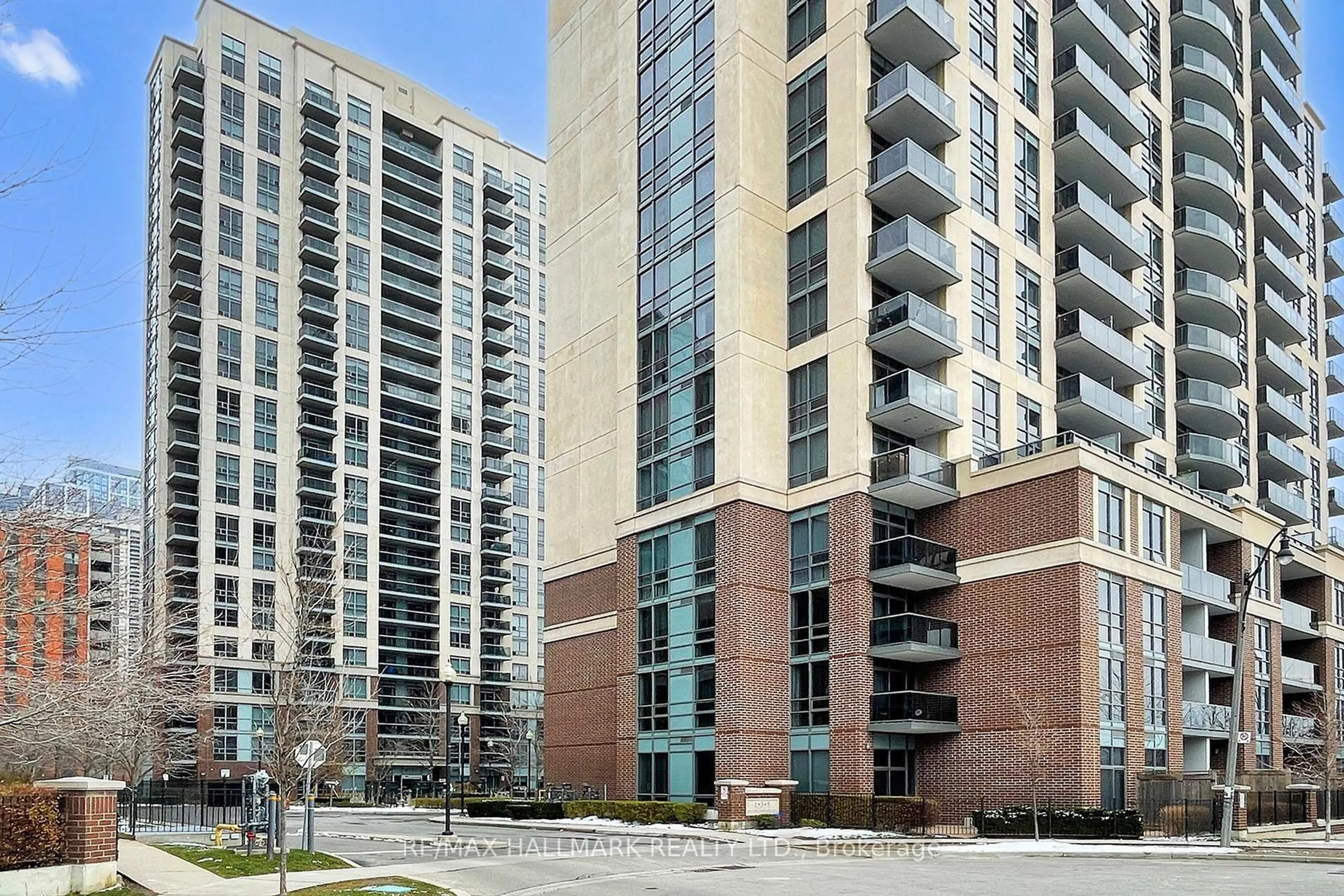 Patio, unknown for 3 Michael Power Pl #1002, Toronto Ontario M9A 0A2