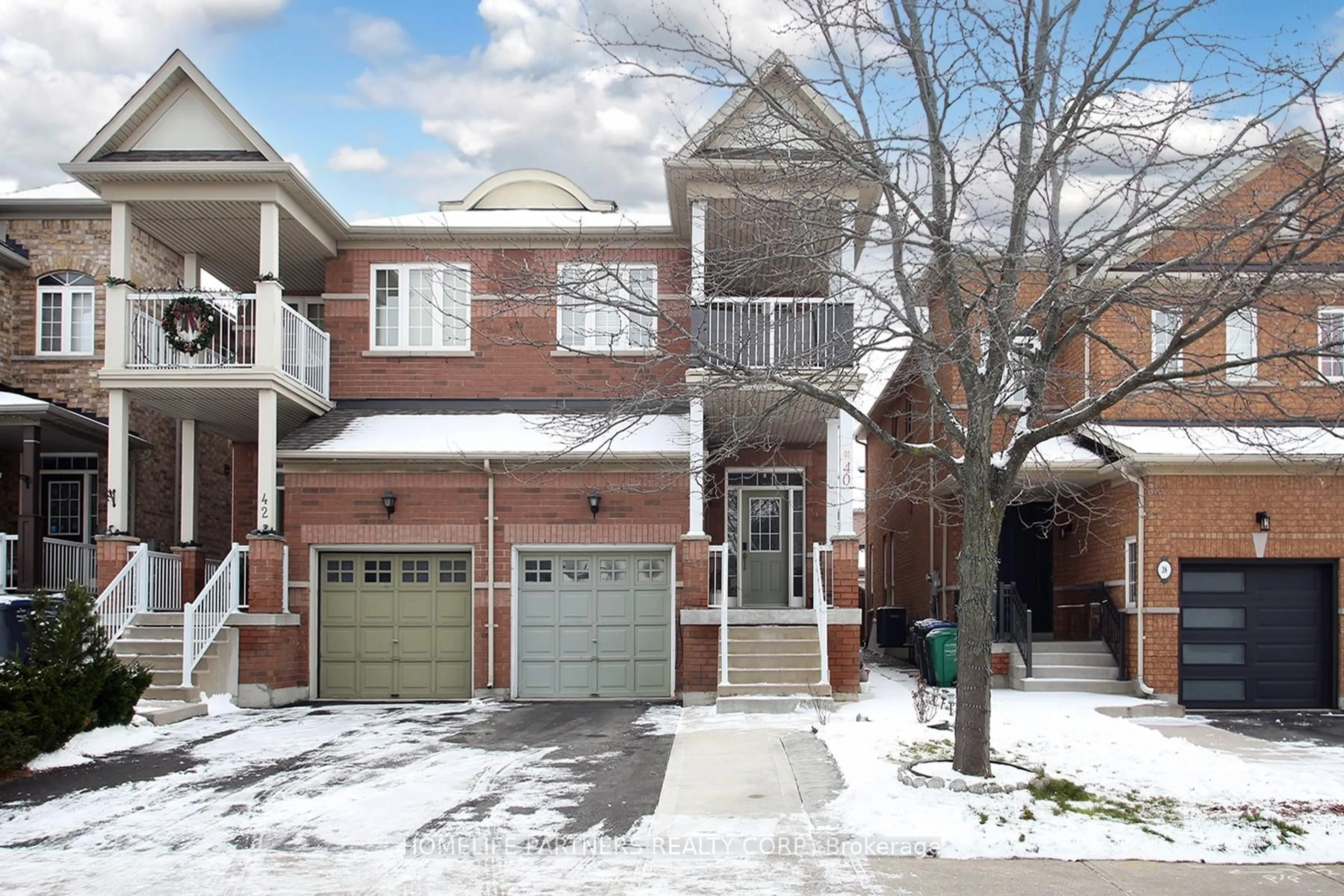 Home with brick exterior material, street for 40 Nathaniel Cres, Brampton Ontario L6Y 5M5