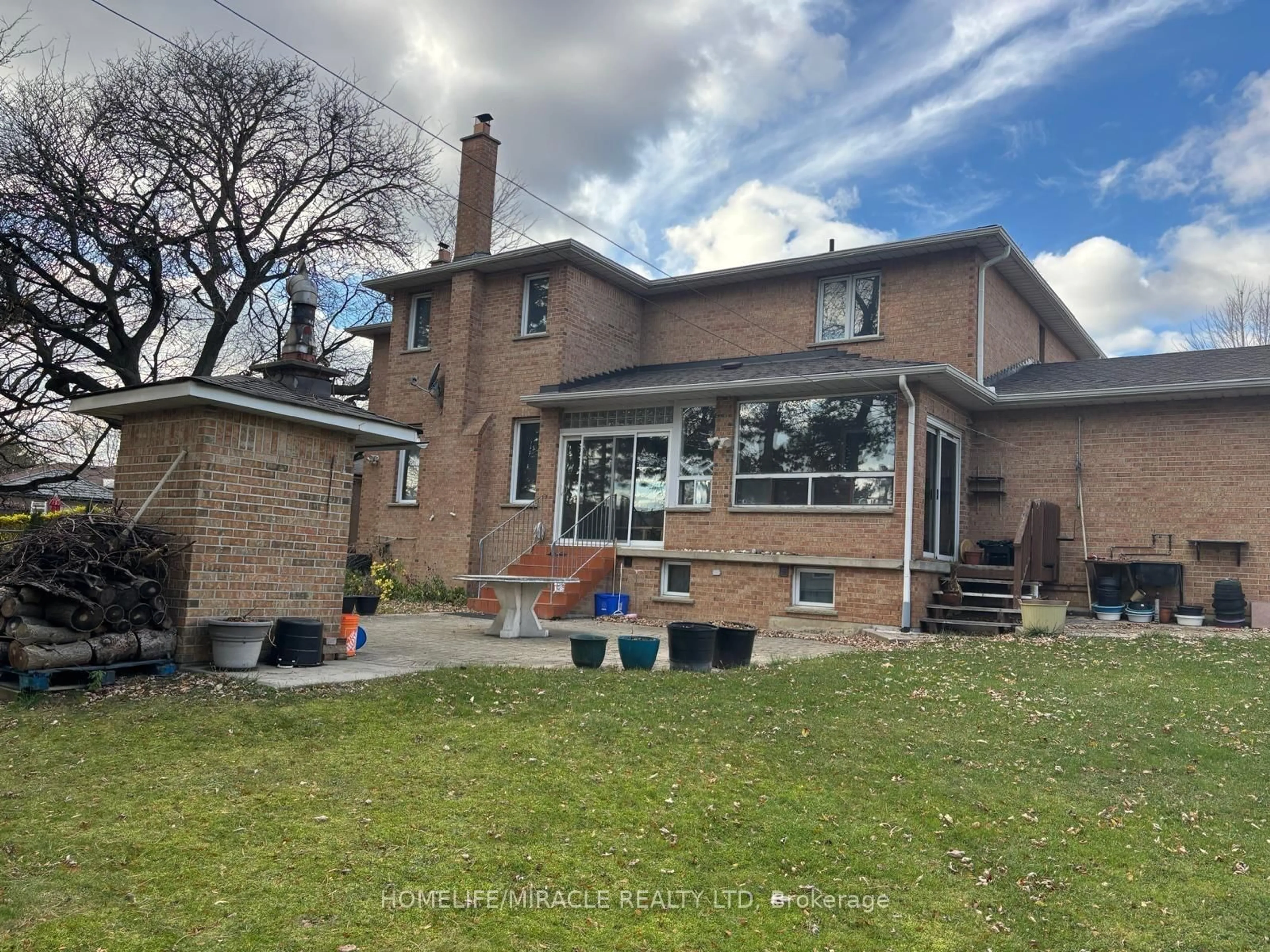 Home with brick exterior material, unknown for 85 Harlow Cres, Toronto Ontario M9V 2Y8