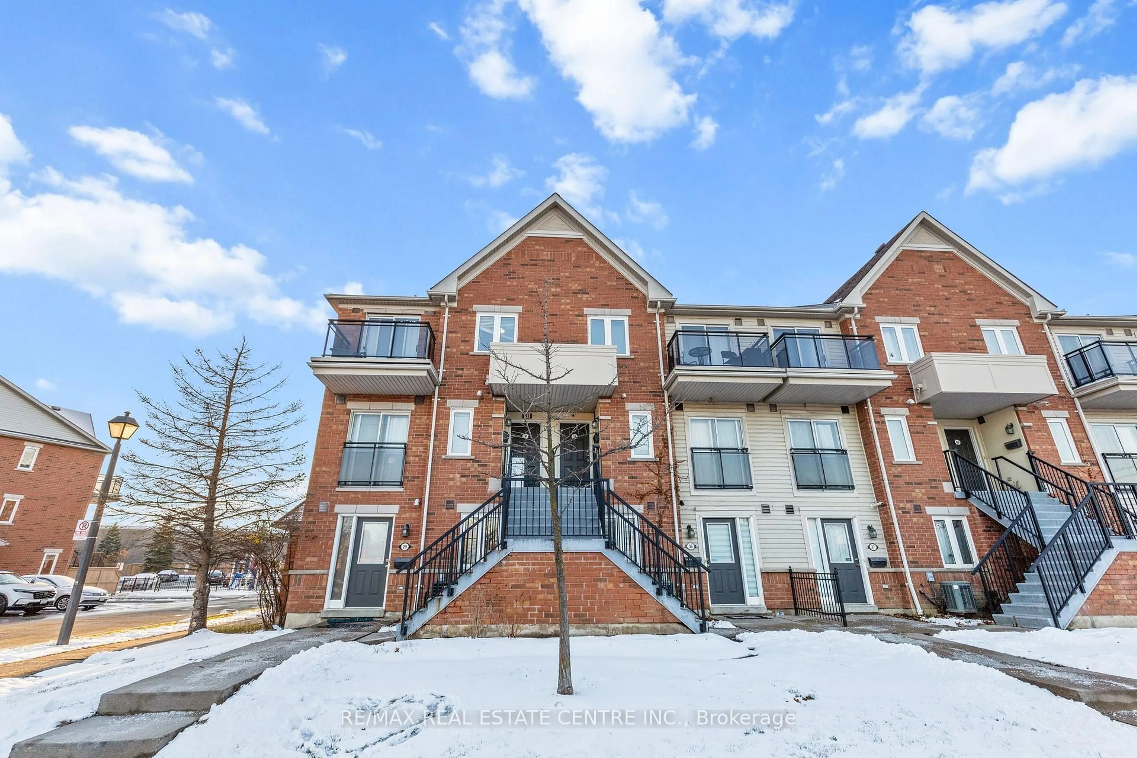 Unknown for 4620 Guildwood Way #33, Mississauga Ontario L5R 4H5