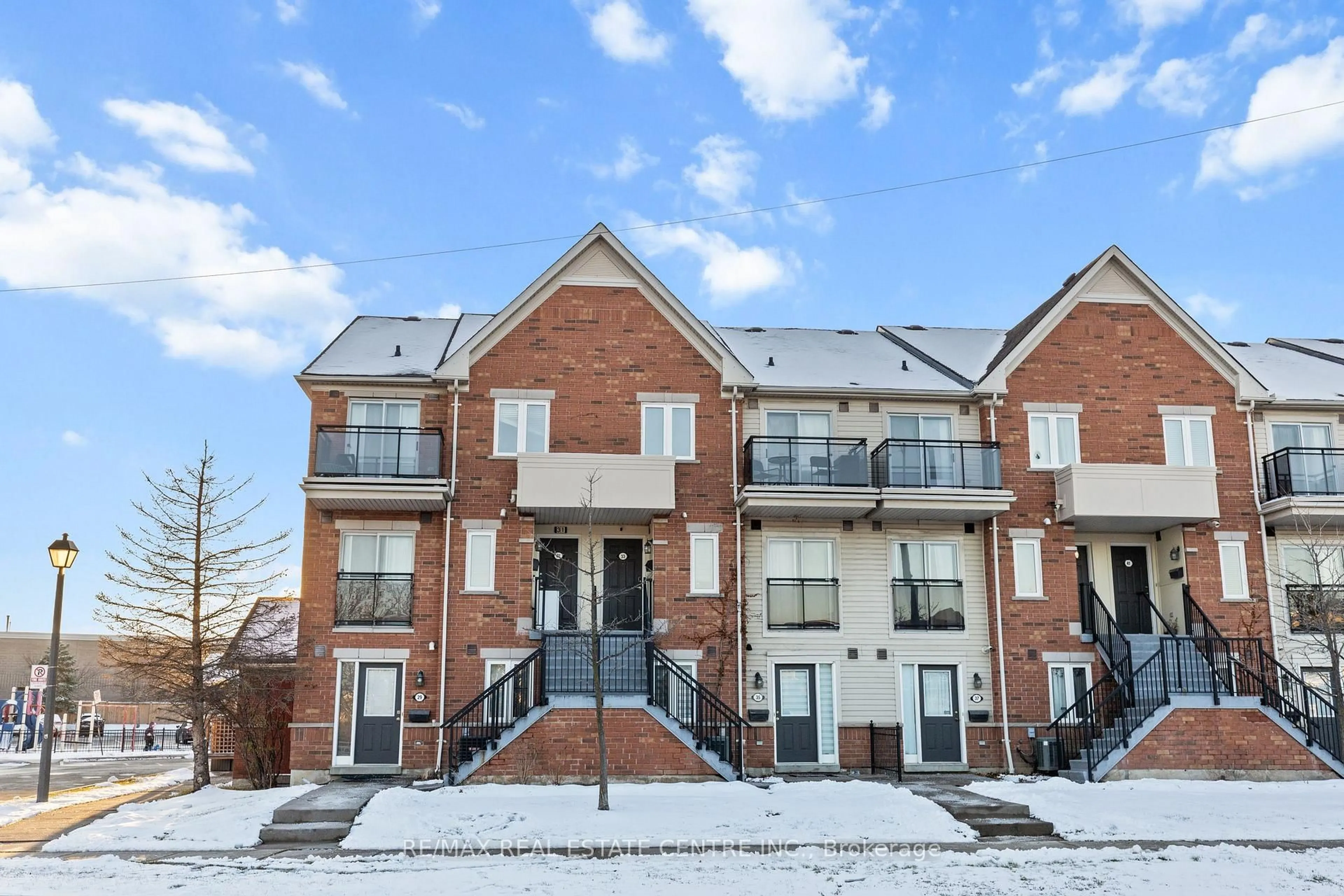 Unknown for 4620 Guildwood Way #33, Mississauga Ontario L5R 4H5