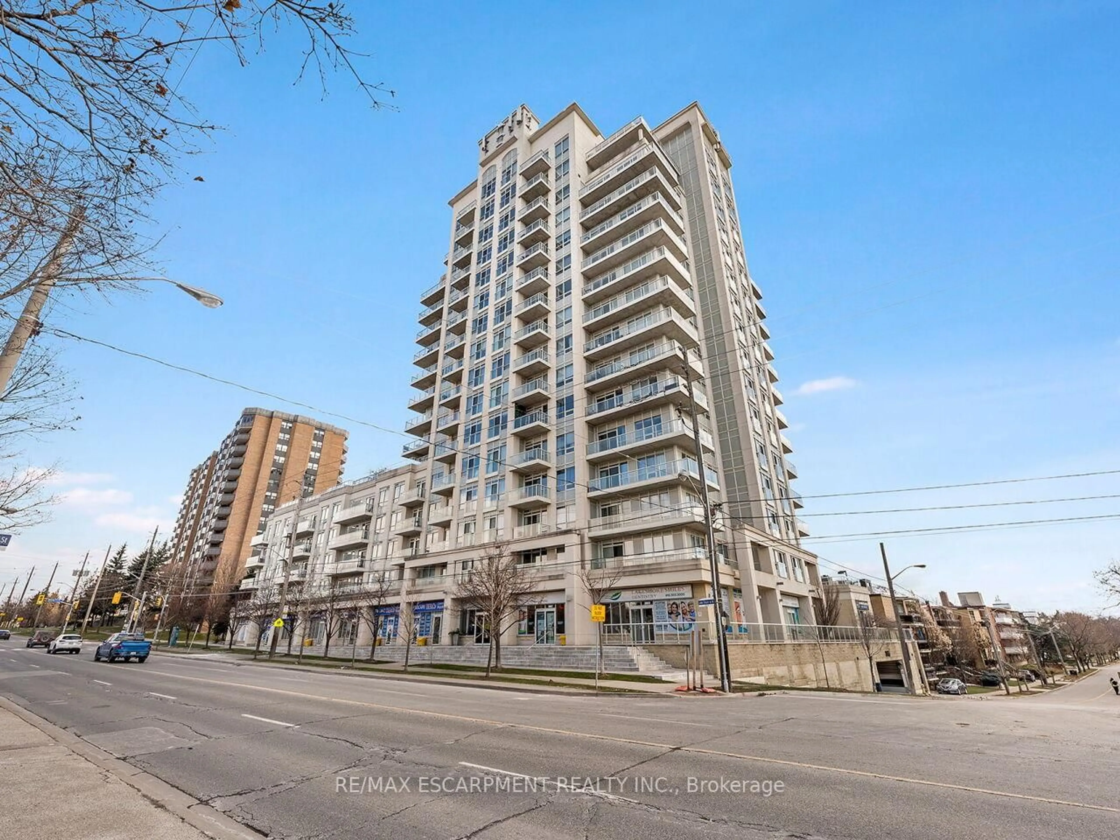 Unknown for 3865 Lake Shore Blvd #401, Toronto Ontario M8W 0A2