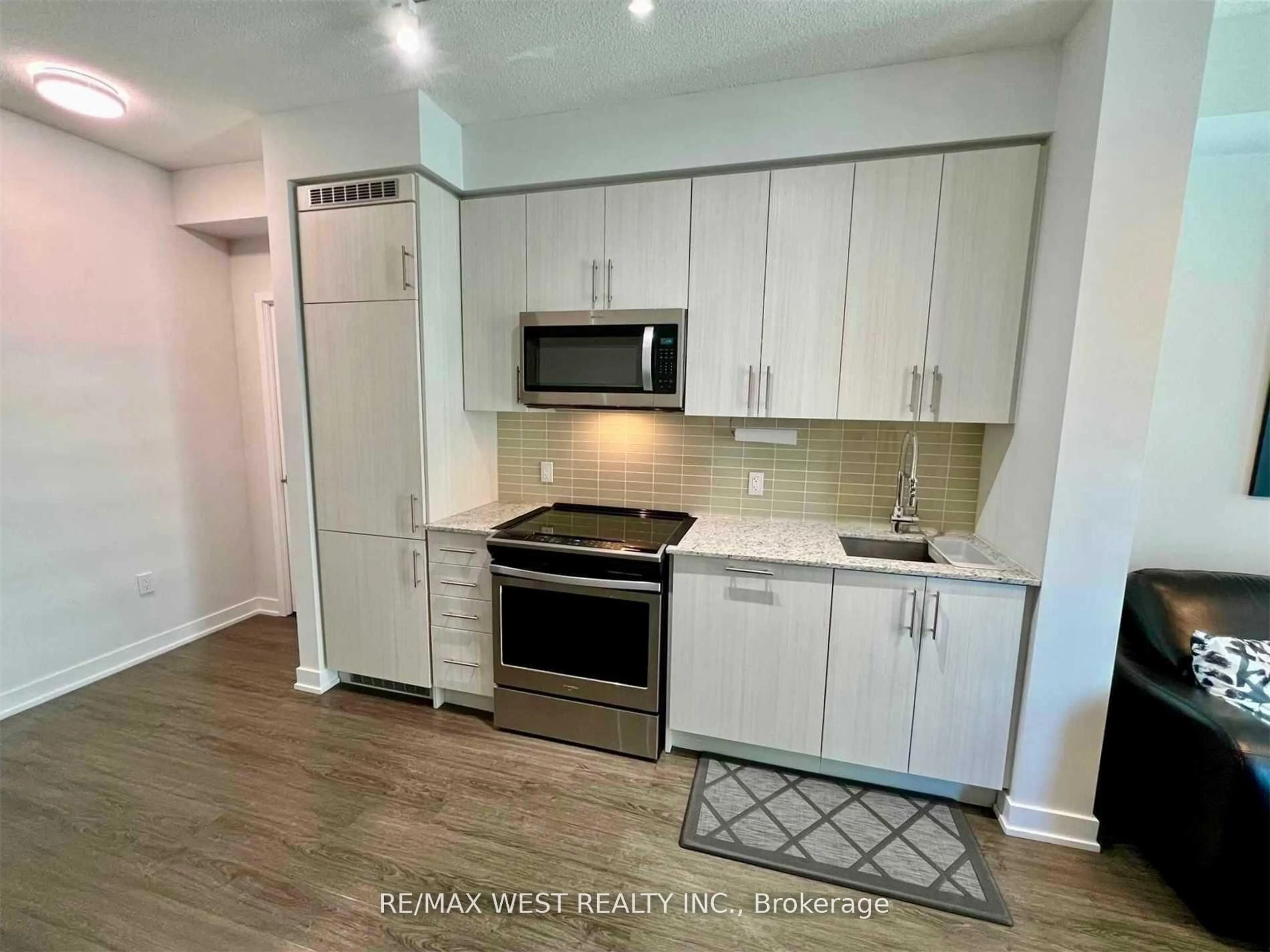 Unknown for 4085 Parkside Village Dr #1606, Mississauga Ontario L5B 0K9