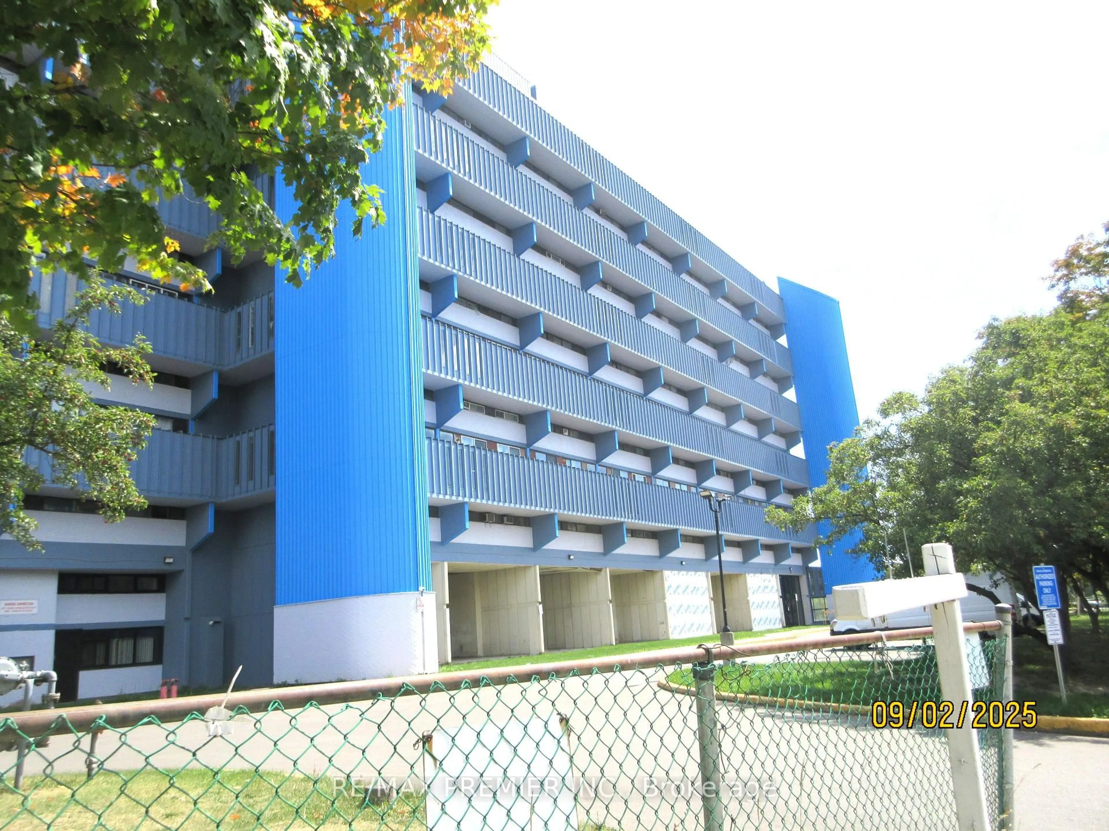 Parking for 4673 Jane St #623, Toronto Ontario M3N 2L1