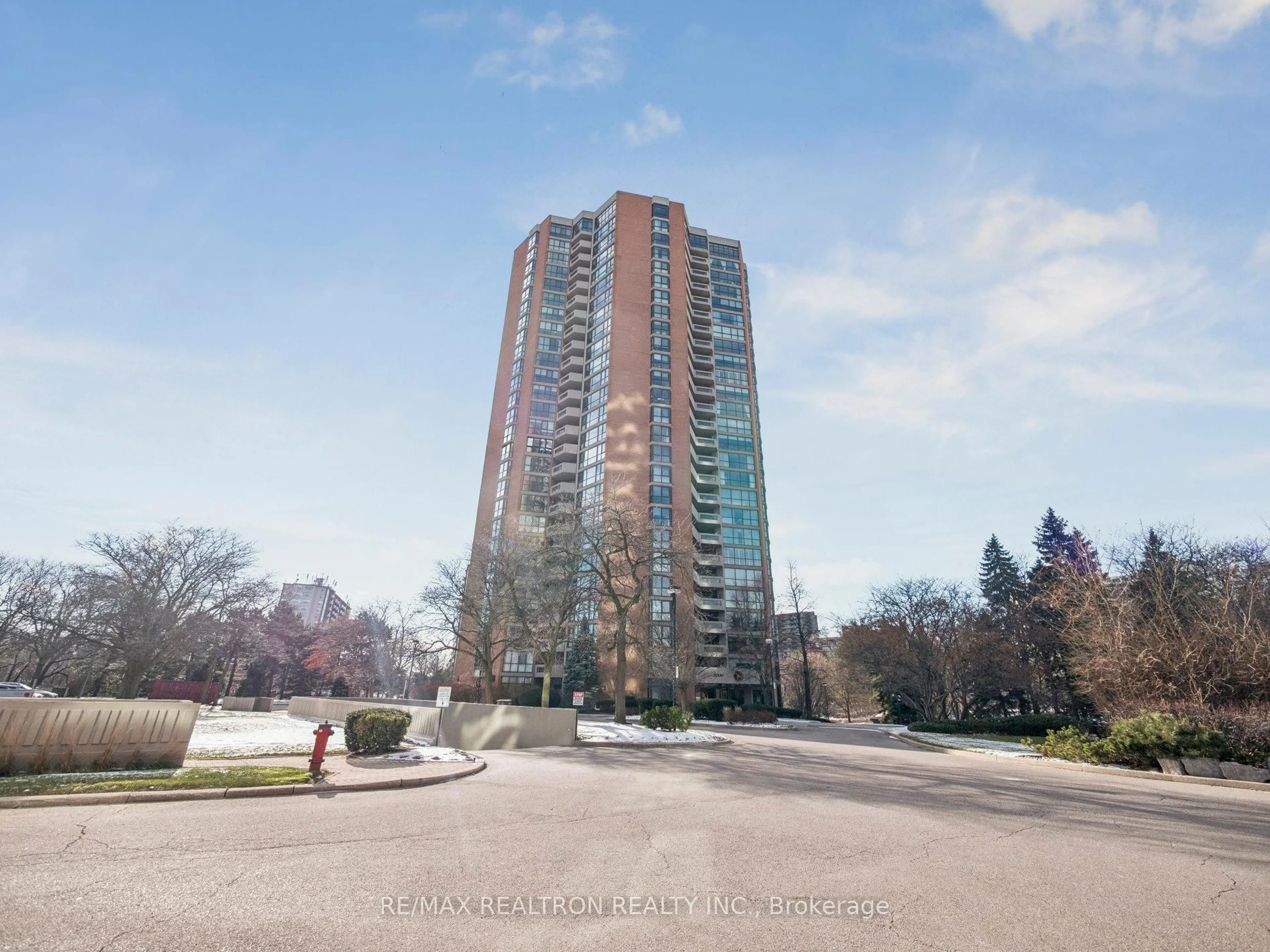 Unknown for 2000 Islington Ave #710, Toronto Ontario M9P 3S7