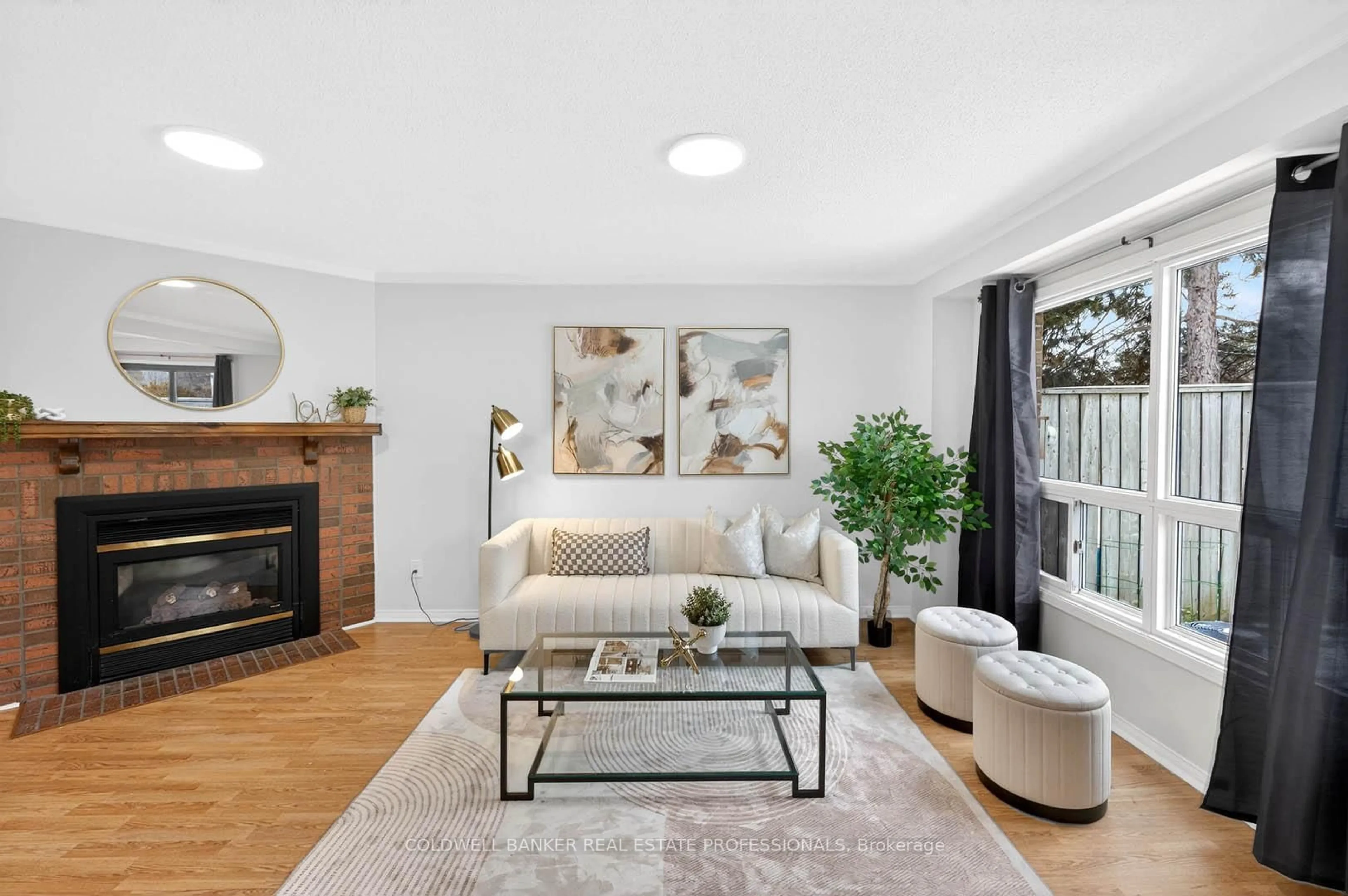 Living room with furniture, unknown for 3510 South Millway #32, Mississauga Ontario L5L 3T9