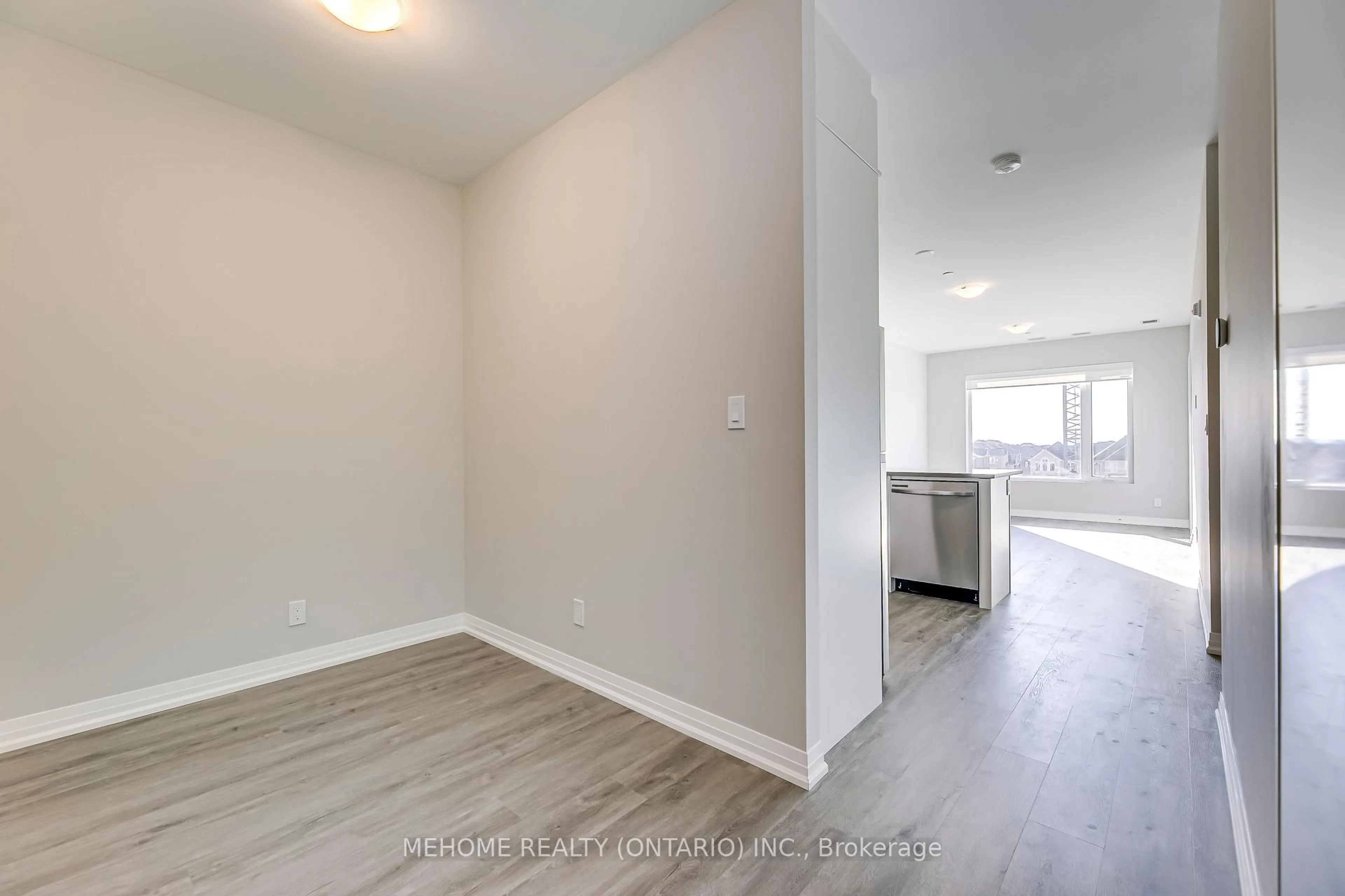 A pic of a room for 3265 Carding Mill Tr #312, Oakville Ontario L6M 5P7