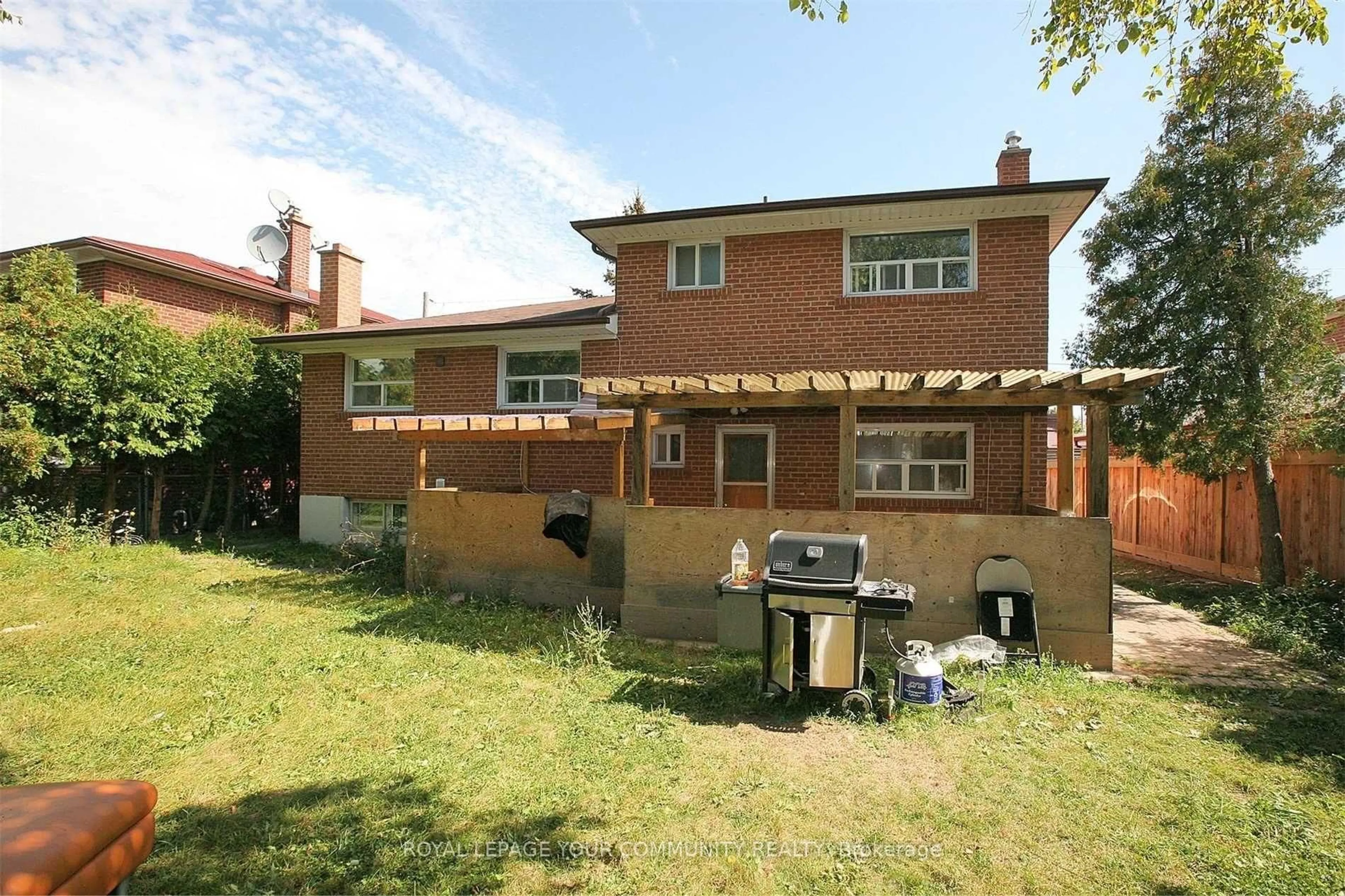 Home with brick exterior material, street for 8 Stanwood Cres, Toronto Ontario M9M 1Z9