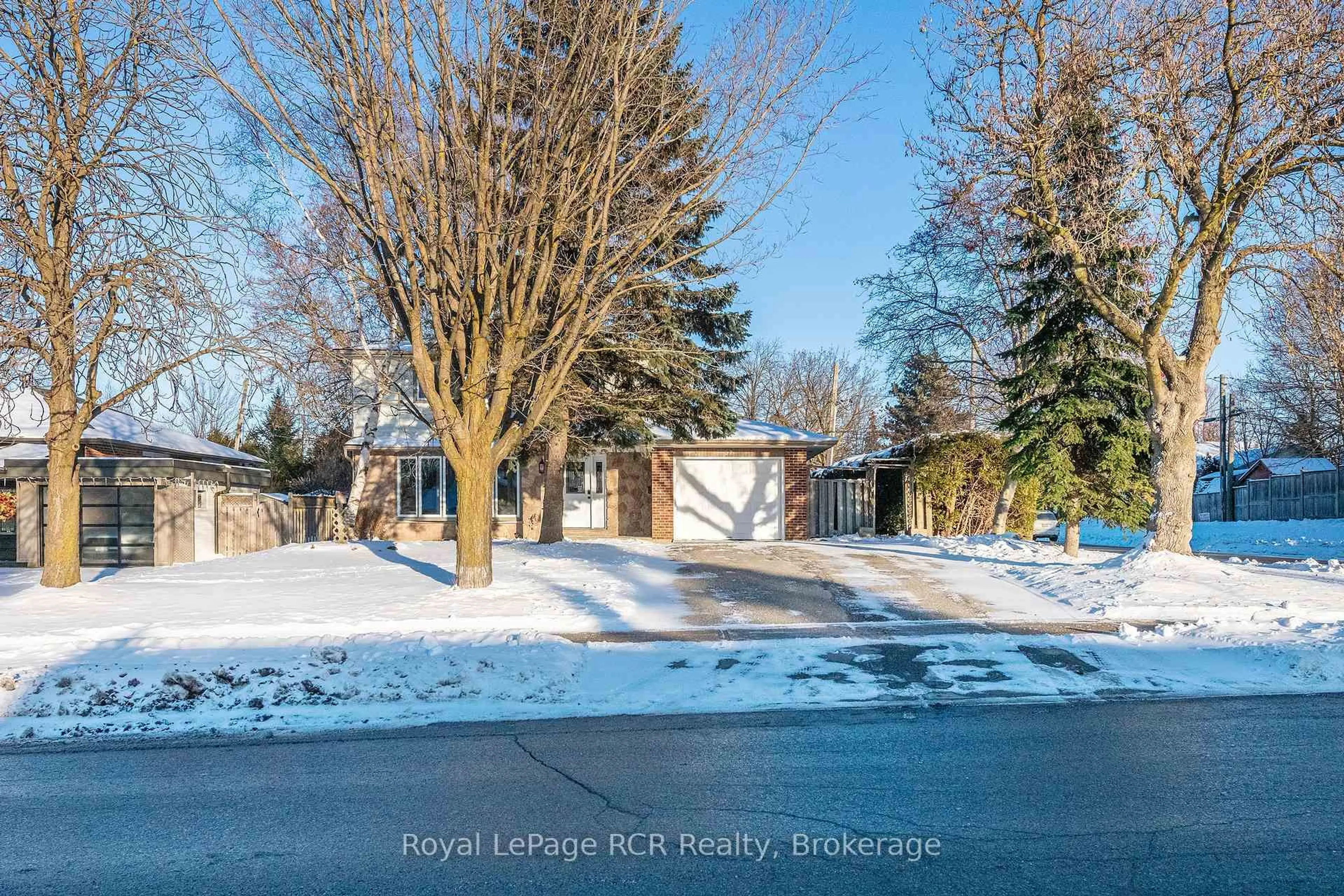 Unknown for 37 Centre St, Orangeville Ontario L9W 2X3