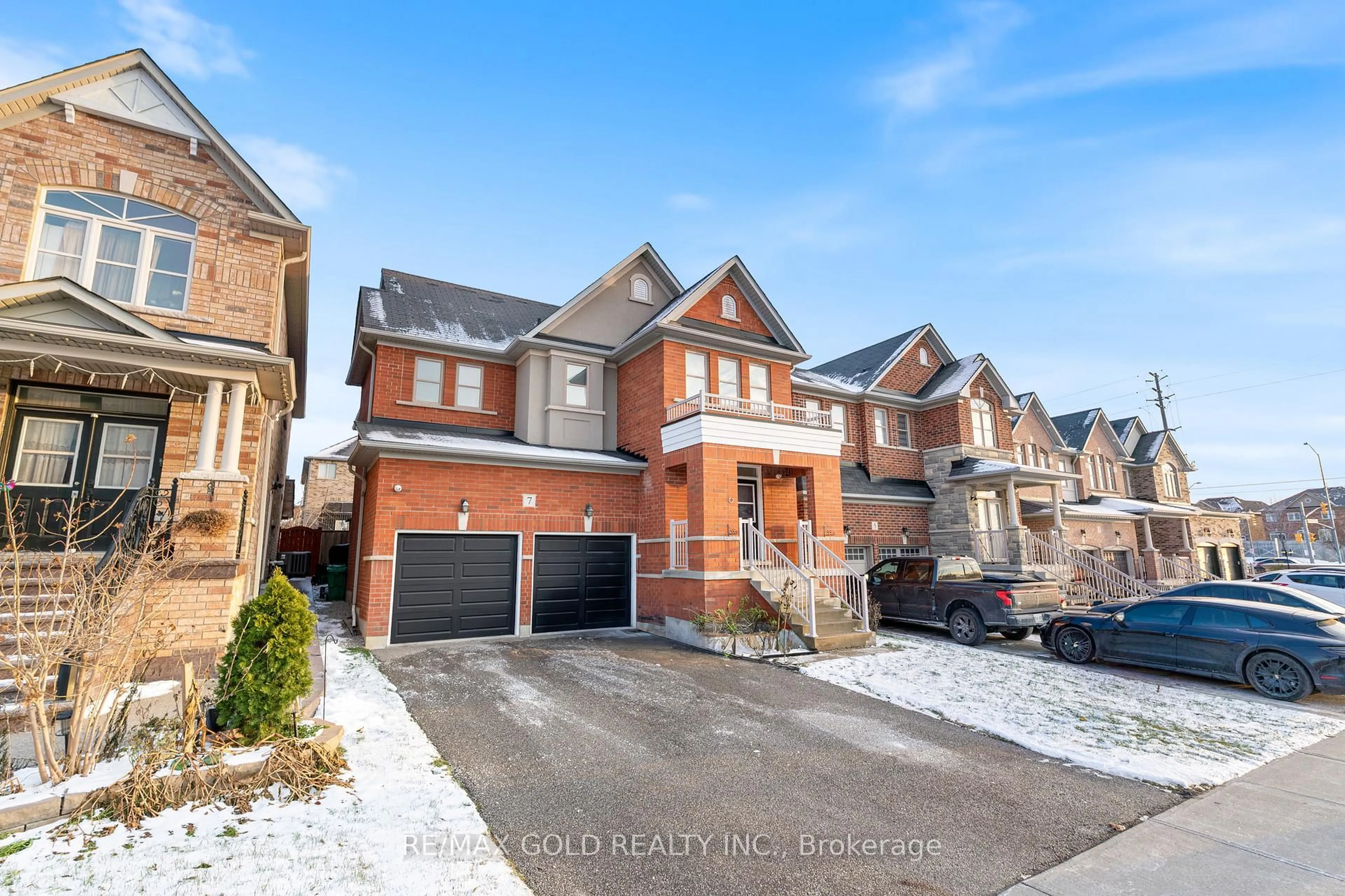 Home with brick exterior material, street for 7 Gardenbrooke Tr, Brampton Ontario L6P 3L1