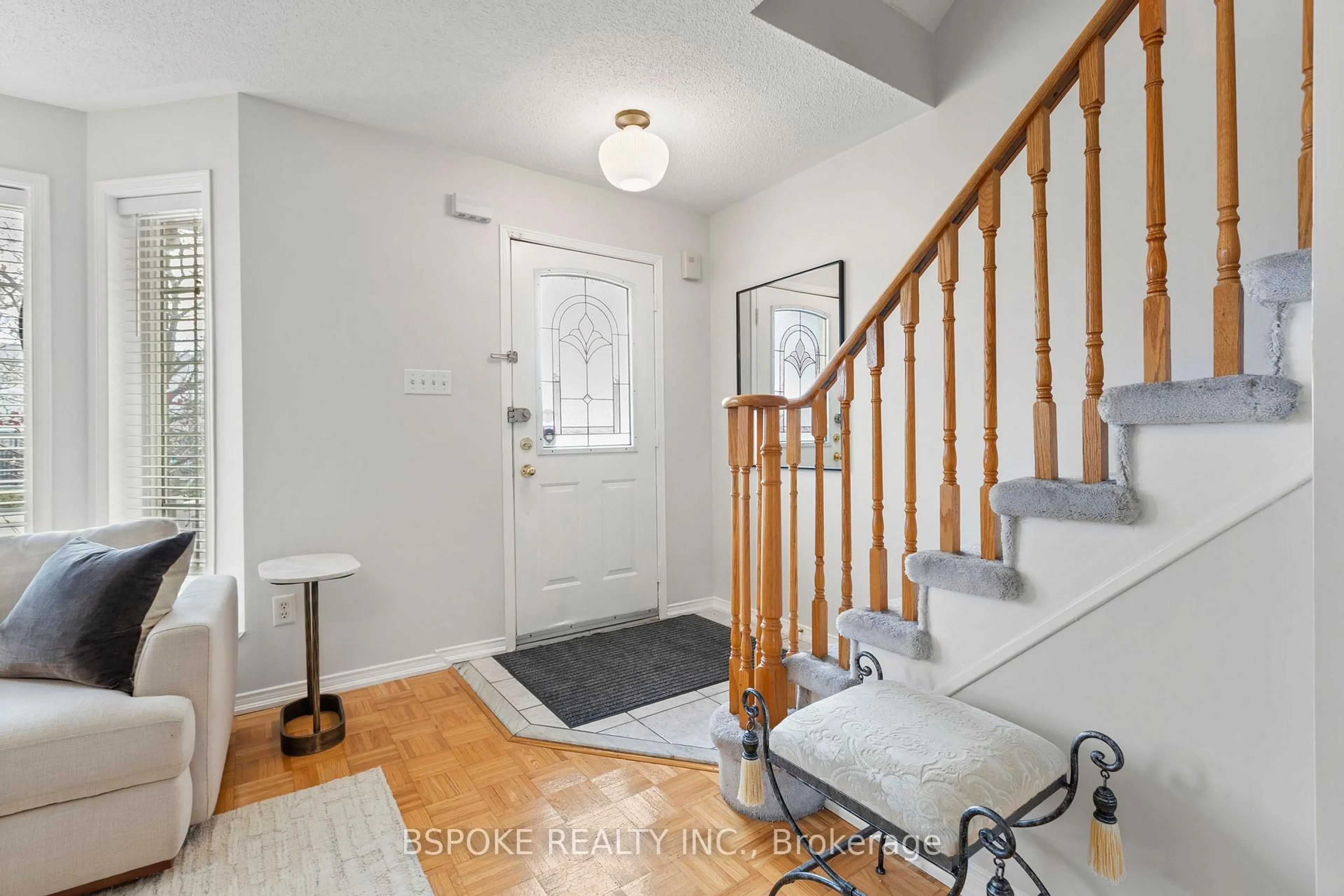 Indoor entryway for 2066 St Clair Ave, Toronto Ontario M6N 5B9