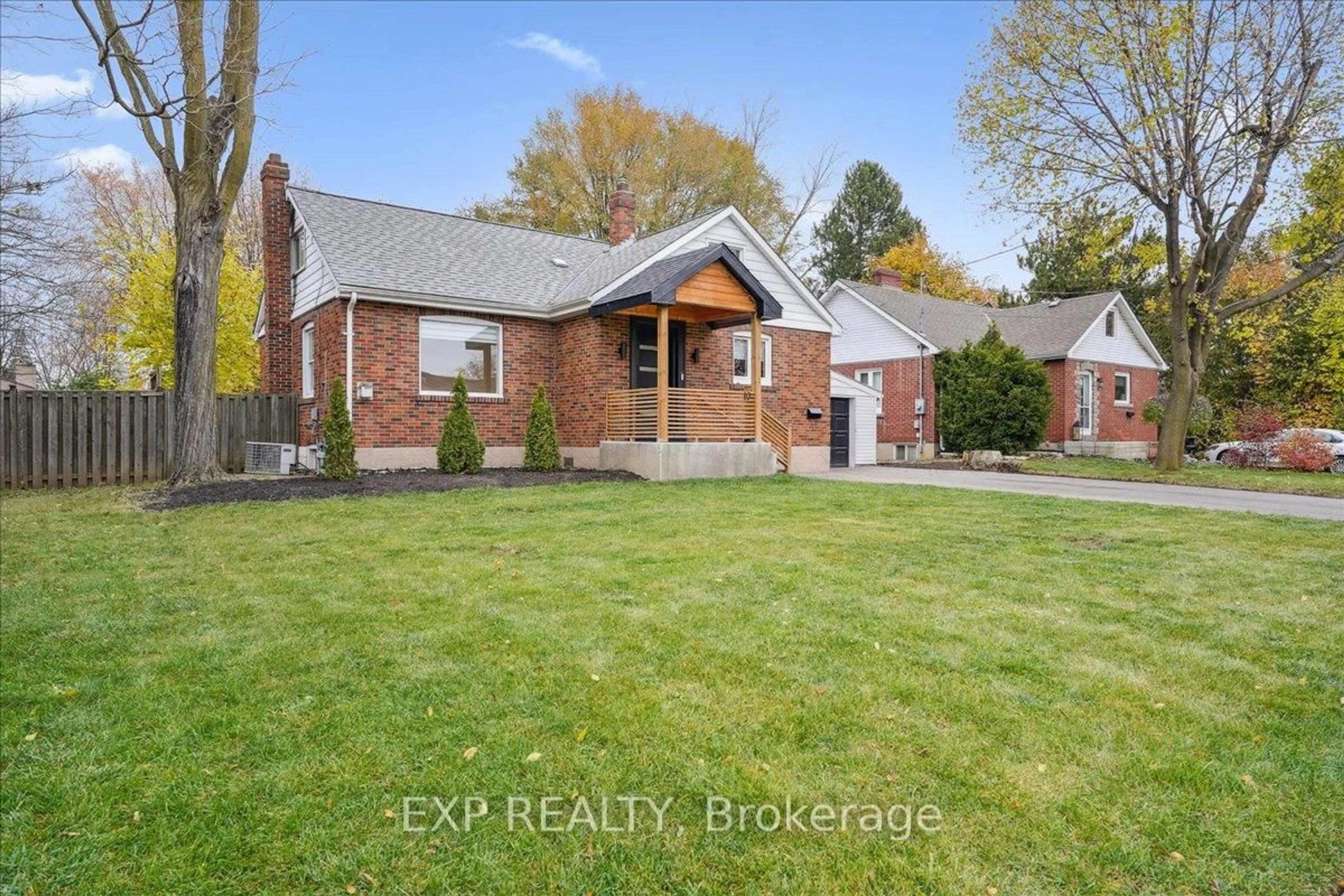 Home with brick exterior material, street for 10 Harold St, Brampton Ontario L6Y 1C7