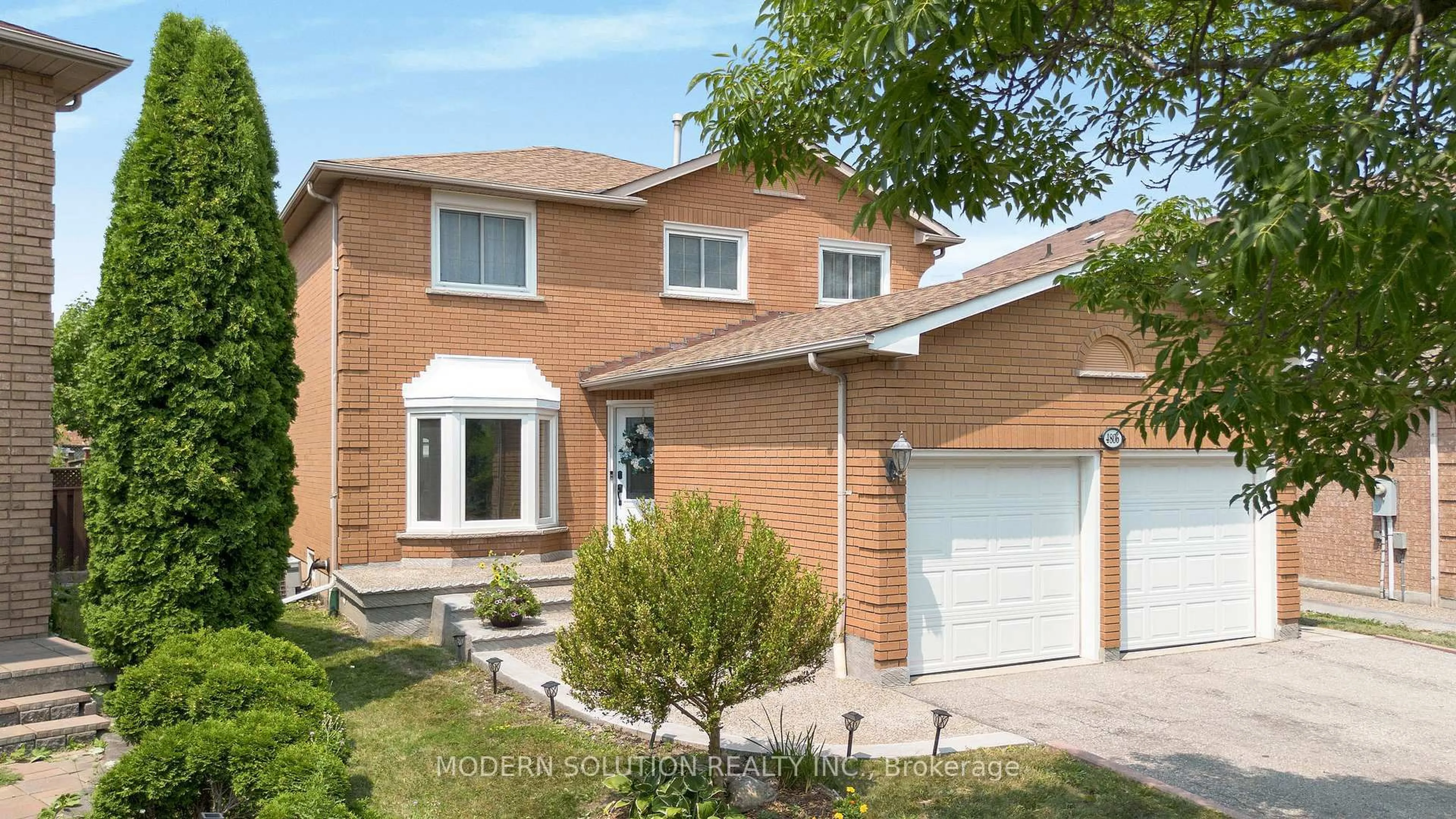 Home with brick exterior material, street for 4806 Crystal Rose Dr, Mississauga Ontario L5V 1G9
