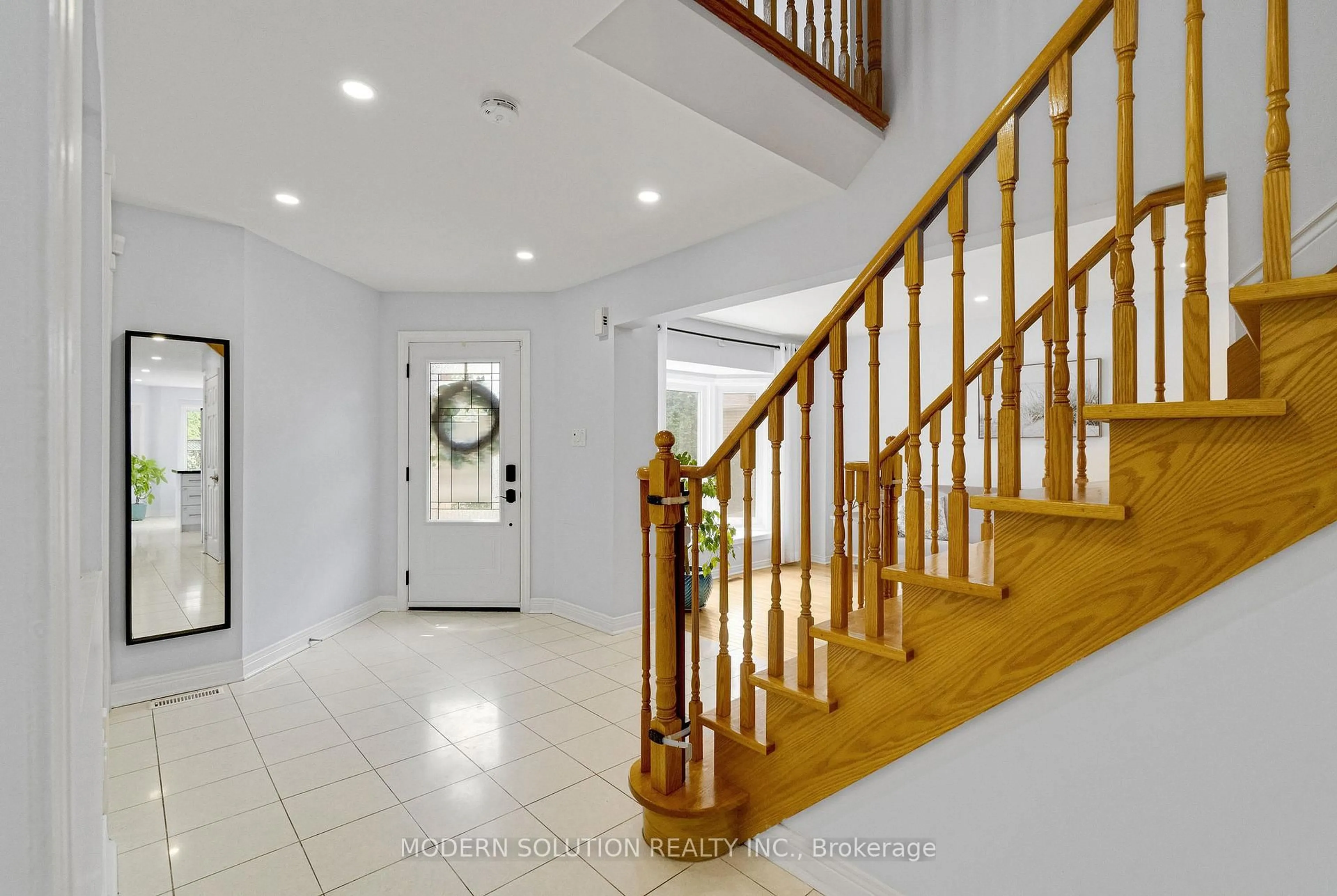 Unknown for 4806 Crystal Rose Dr, Mississauga Ontario L5V 1G9