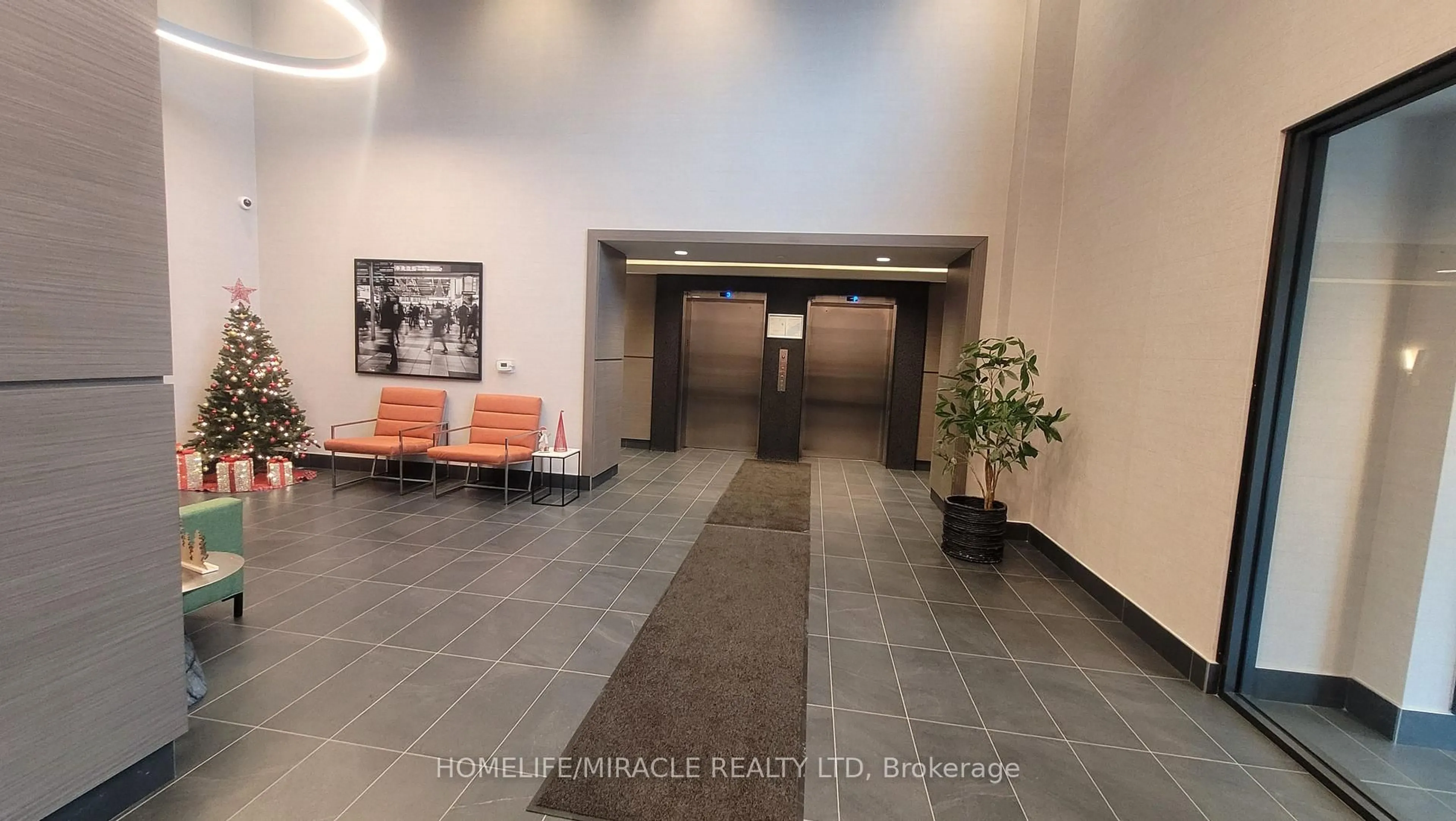 Lobby for 50 Kaitting Tr #510, Oakville Ontario L6M 5N3