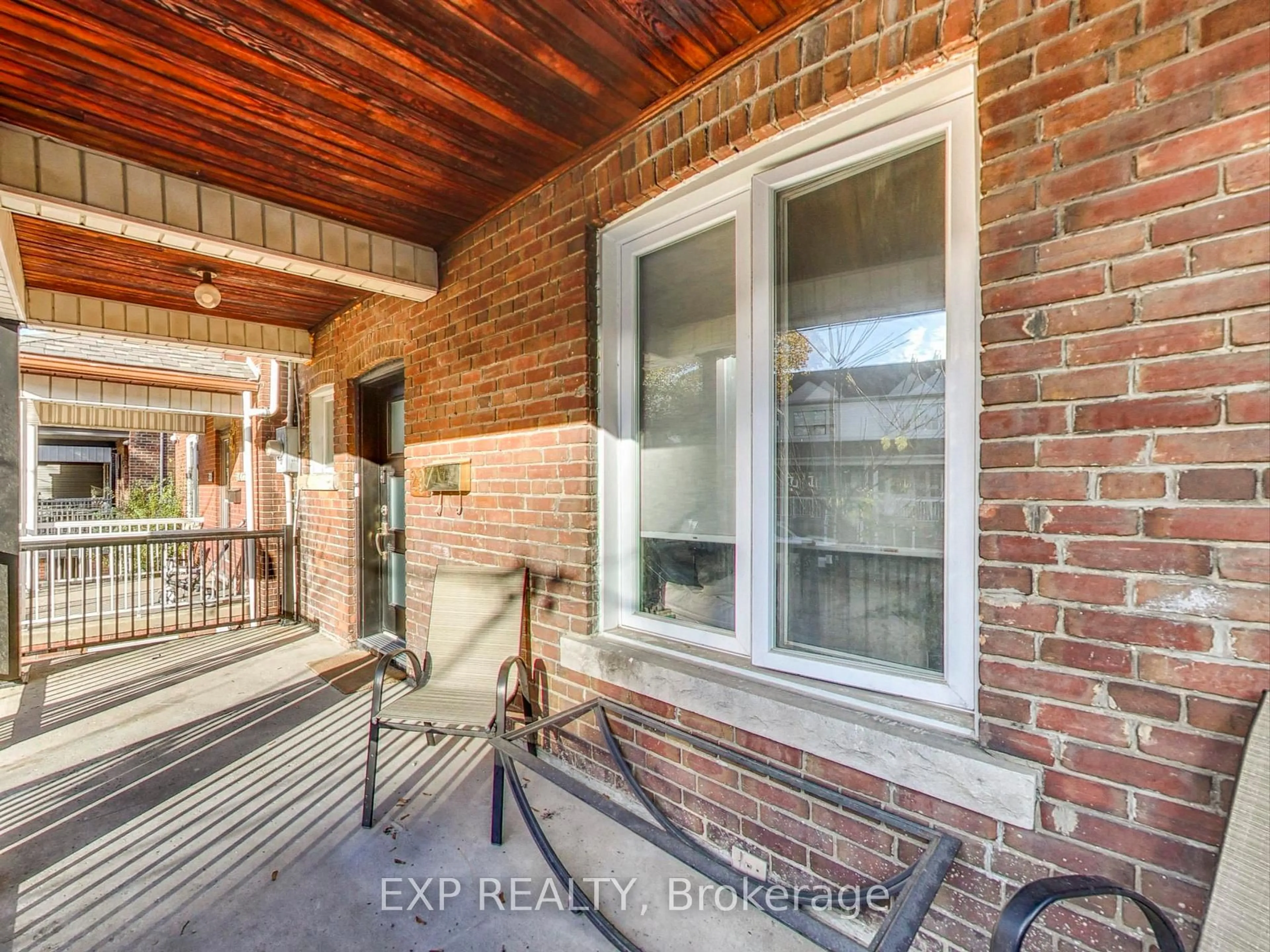 Indoor entryway for 29 Cloverdale Rd, Toronto Ontario M6N 3L6