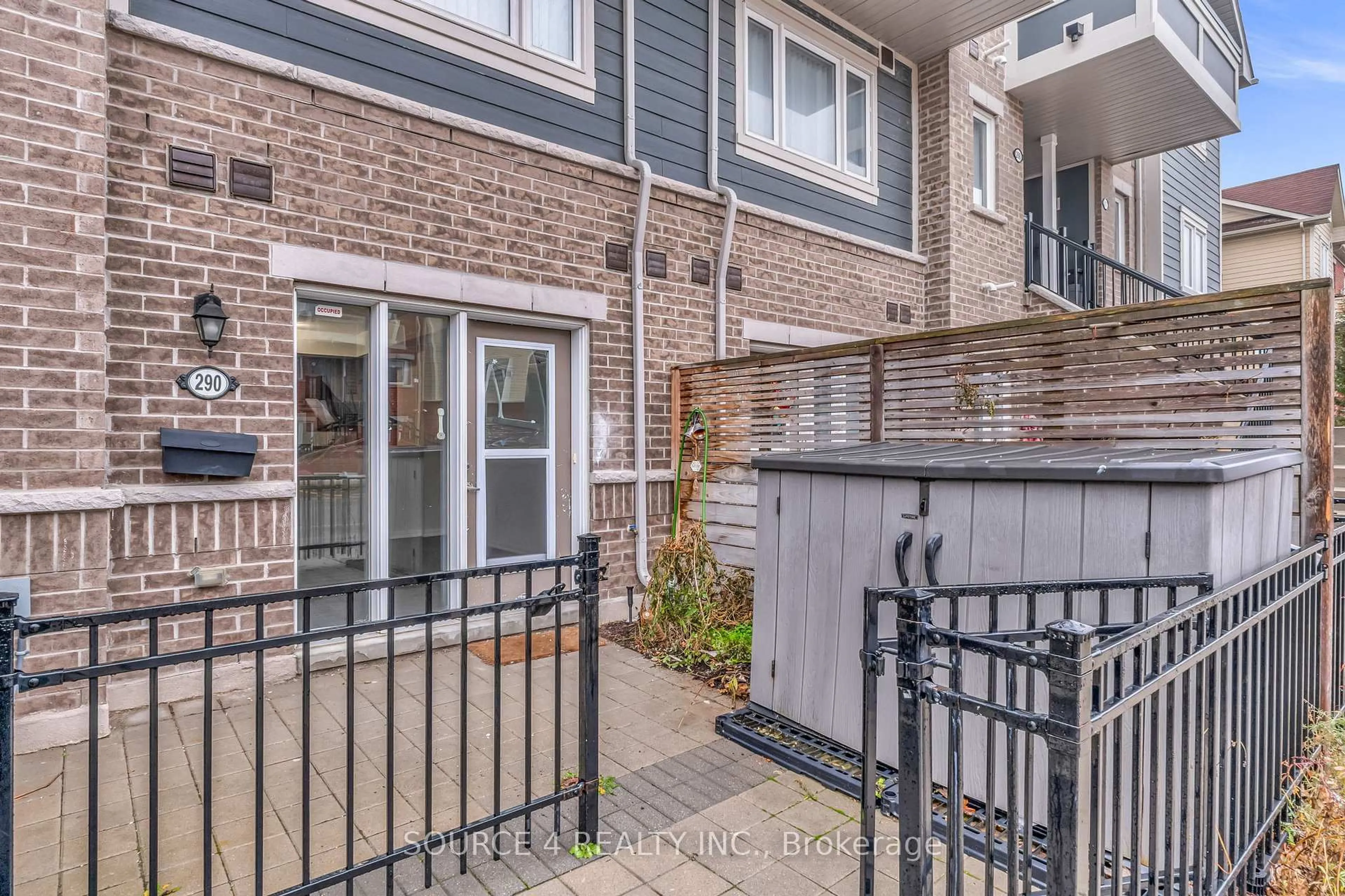 Unknown for 250 Sunny Meadow Blvd #290, Brampton Ontario L6R 3Y7