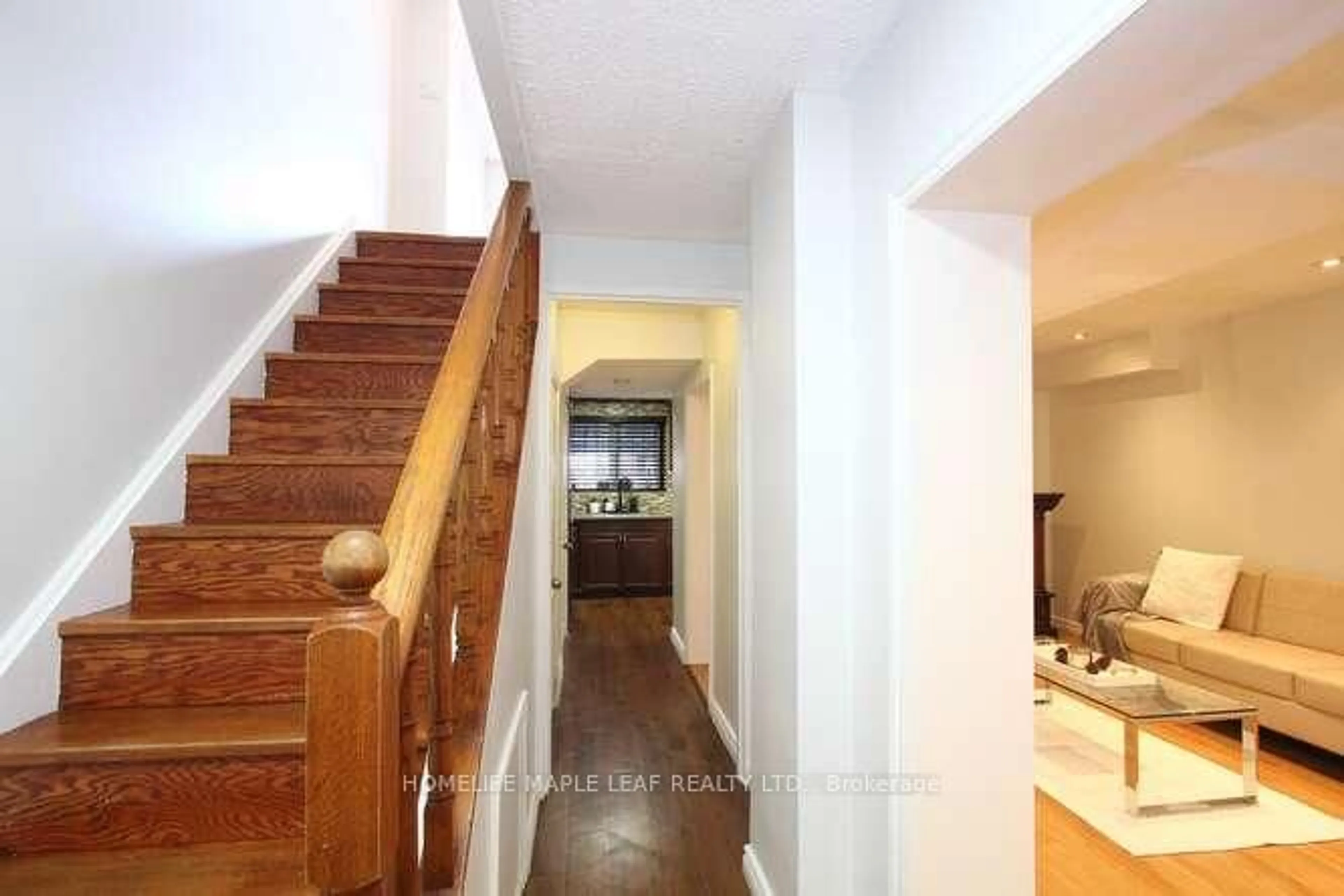 Unknown for 13 Lotherton Ptwy #7-13, Toronto Ontario M6B 2G6