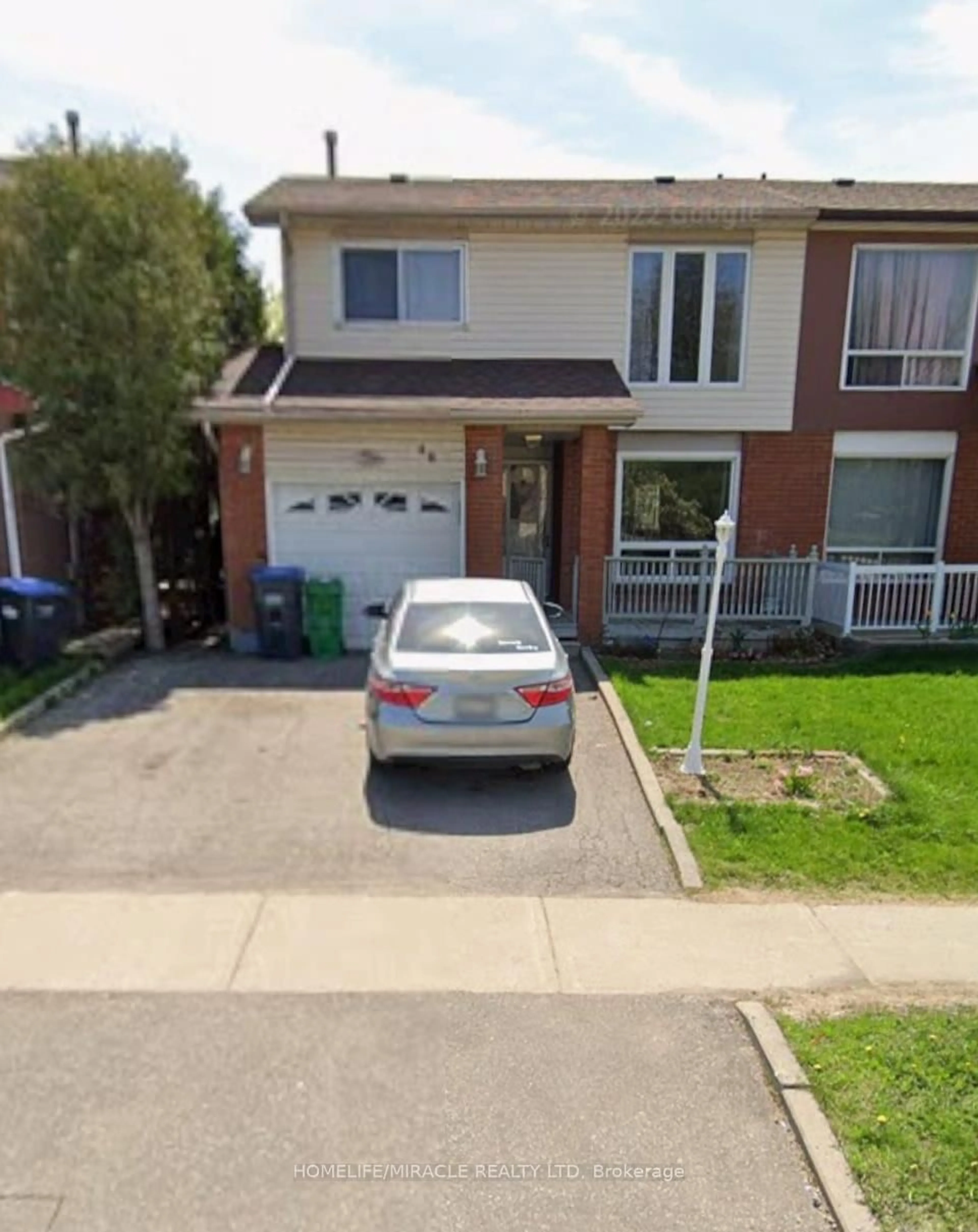 A pic from outside/outdoor area/front of a property/back of a property/a pic from drone, street for 46 Hinchley Wood Grve, Brampton Ontario L6V 3M3