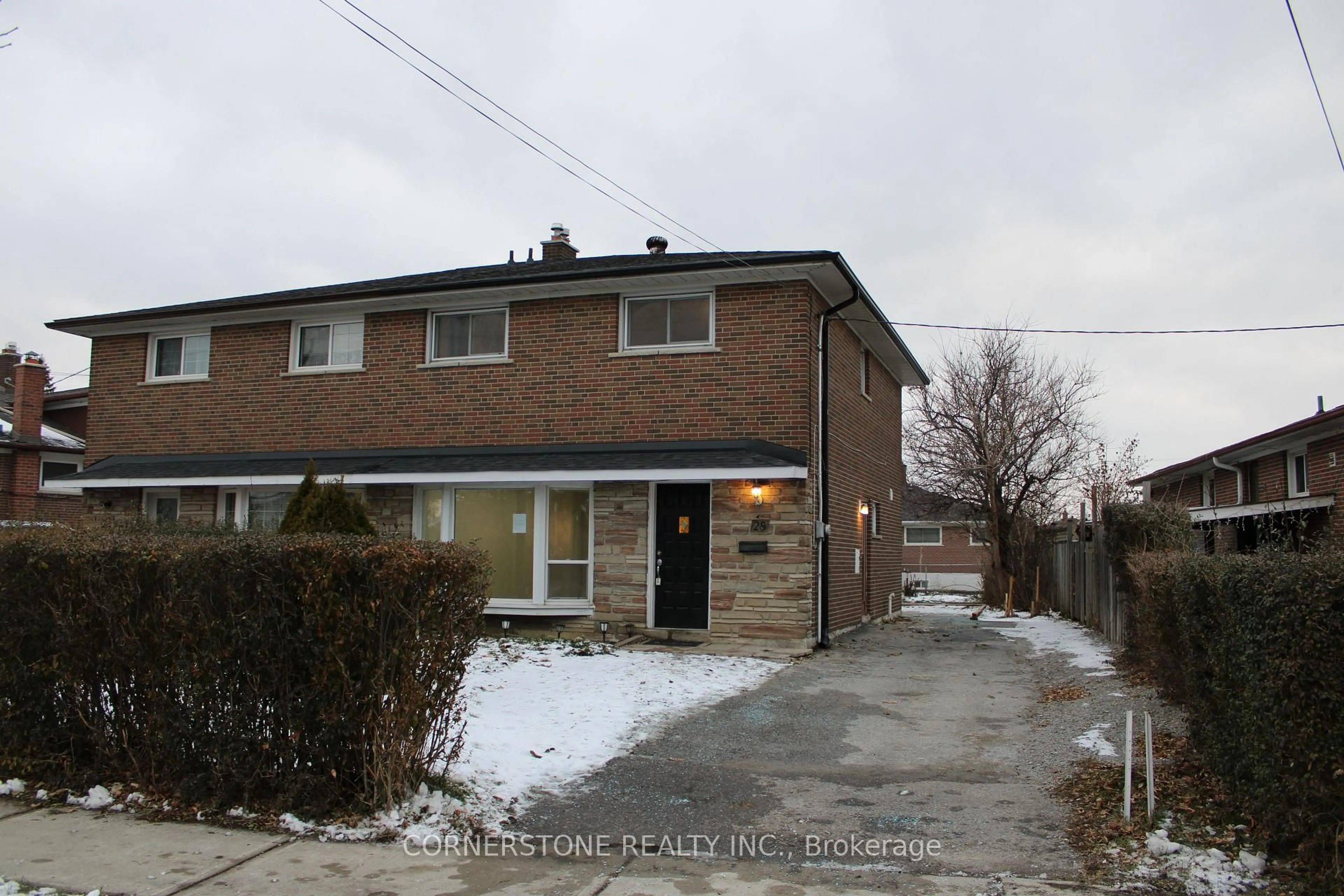 Unknown for 28 Navenby Cres, Toronto Ontario M9L 1B2