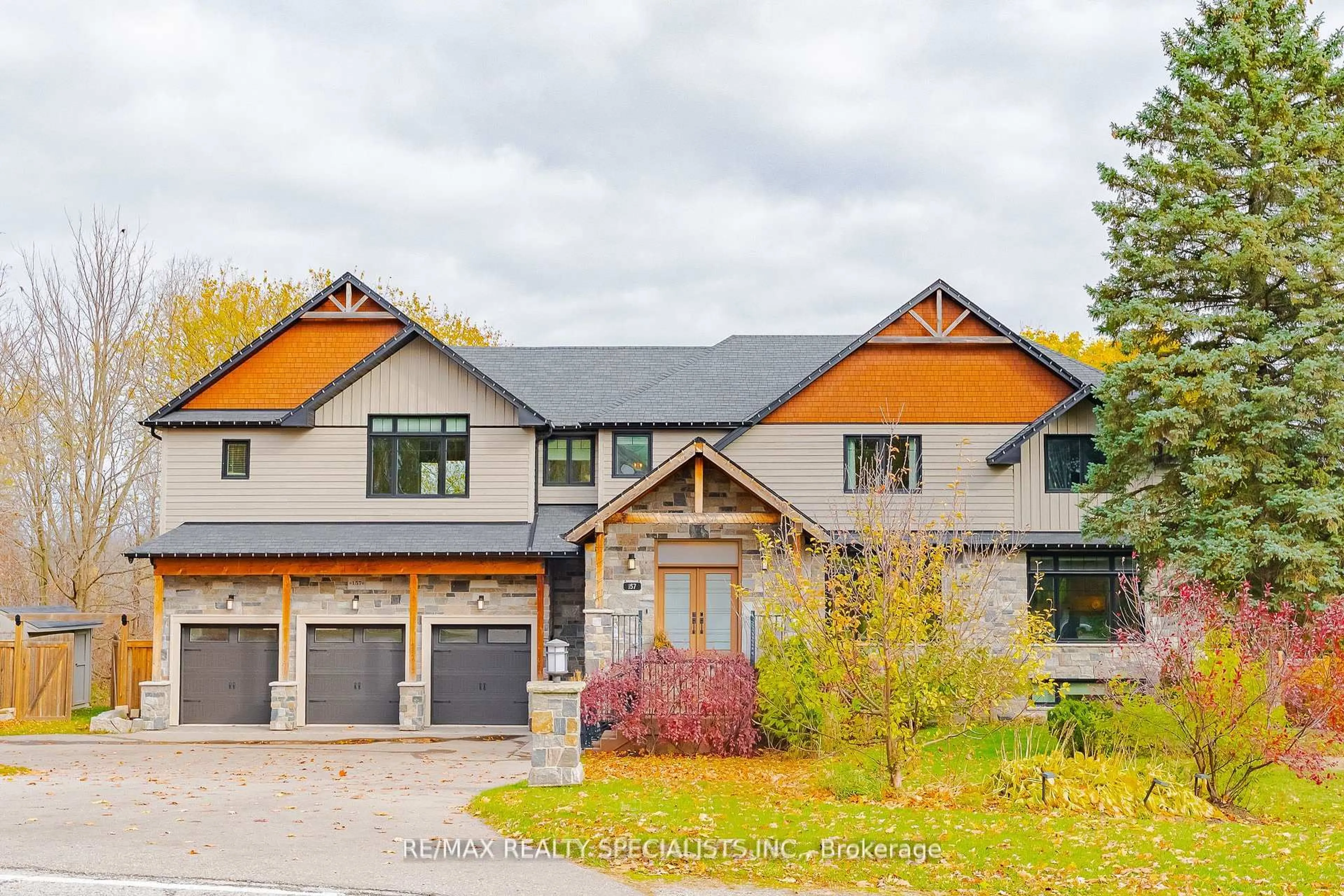 Home with brick exterior material, unknown for 157 Confederation St, Halton Hills Ontario L7G 4S8