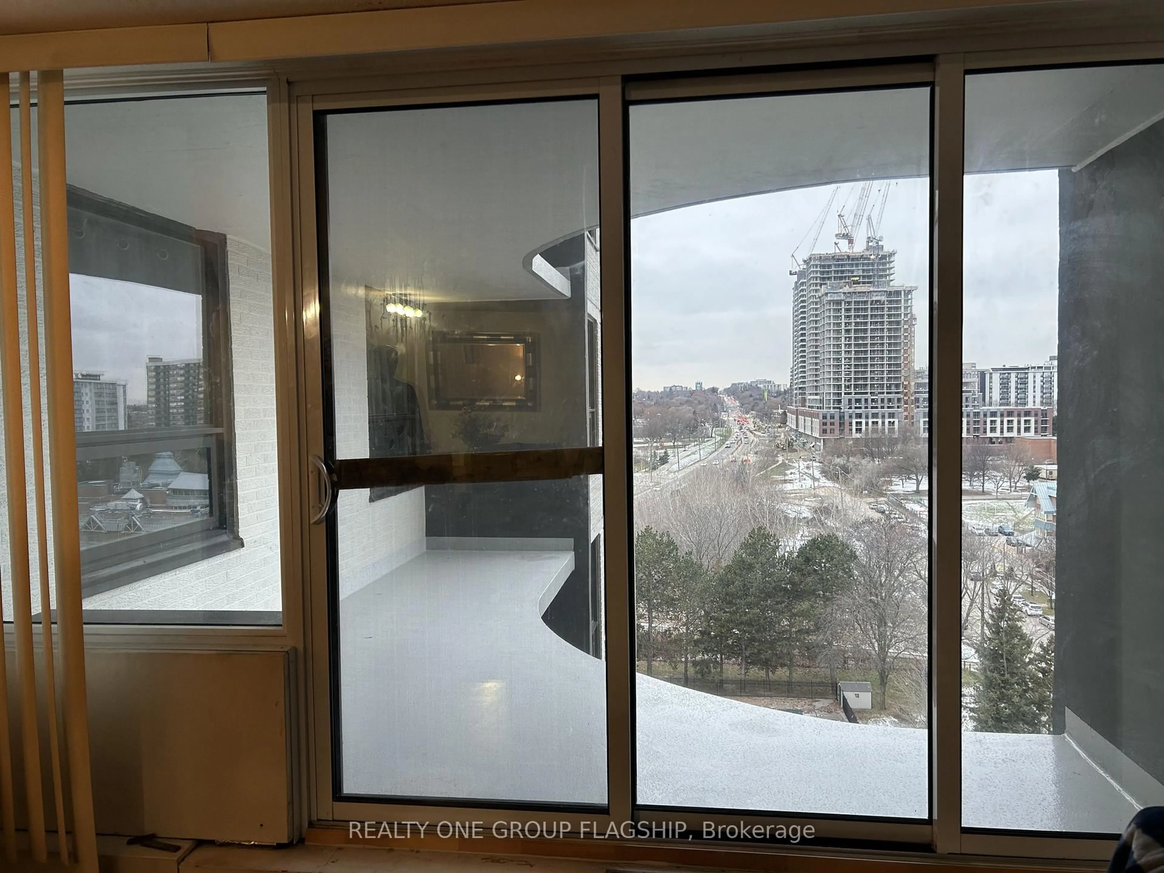 Unknown for 61 Richview Rd #1401, Toronto Ontario M9A 4M8