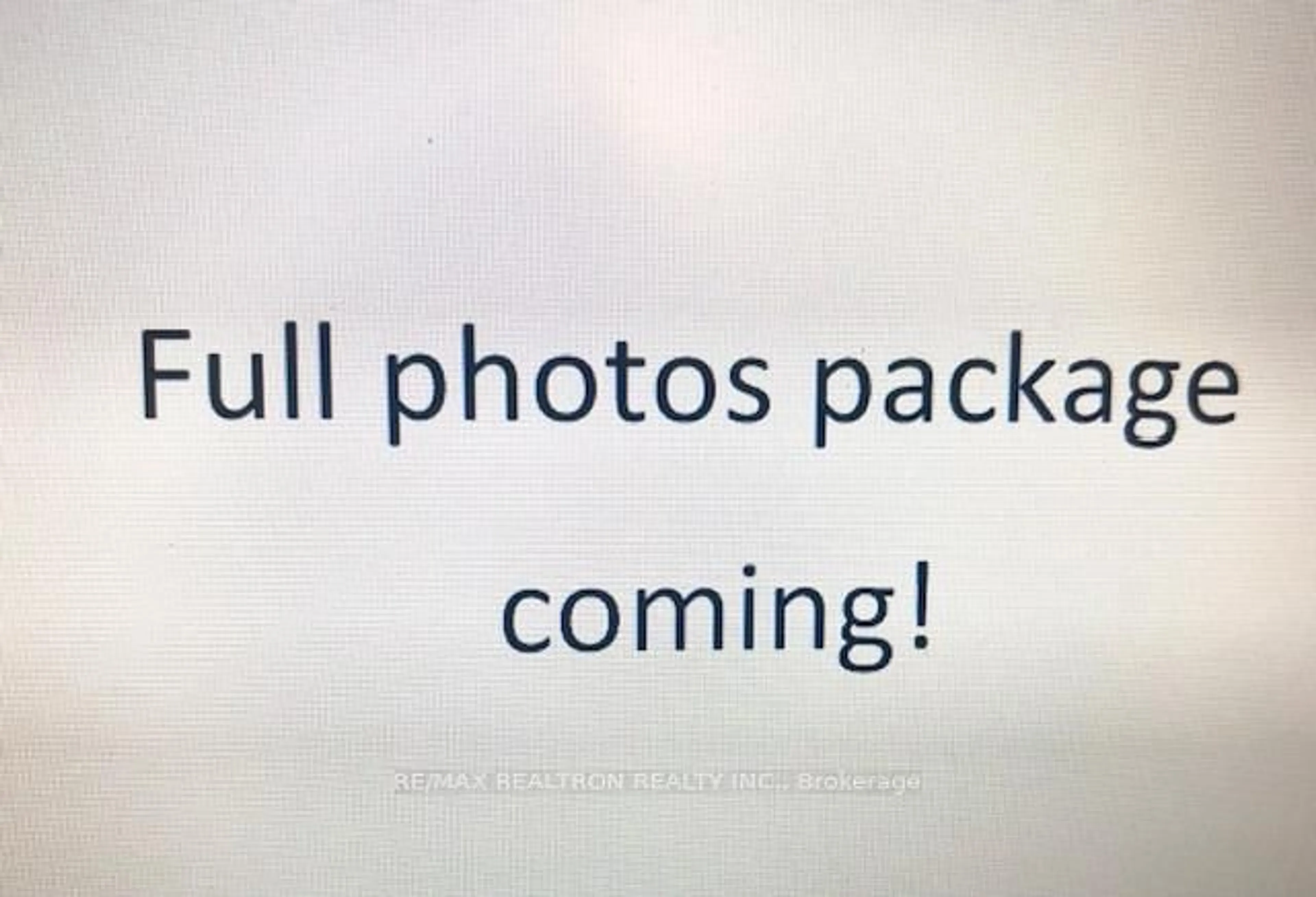 Blurry image for 19 Harbourview Cres, Toronto Ontario M8V 4A6