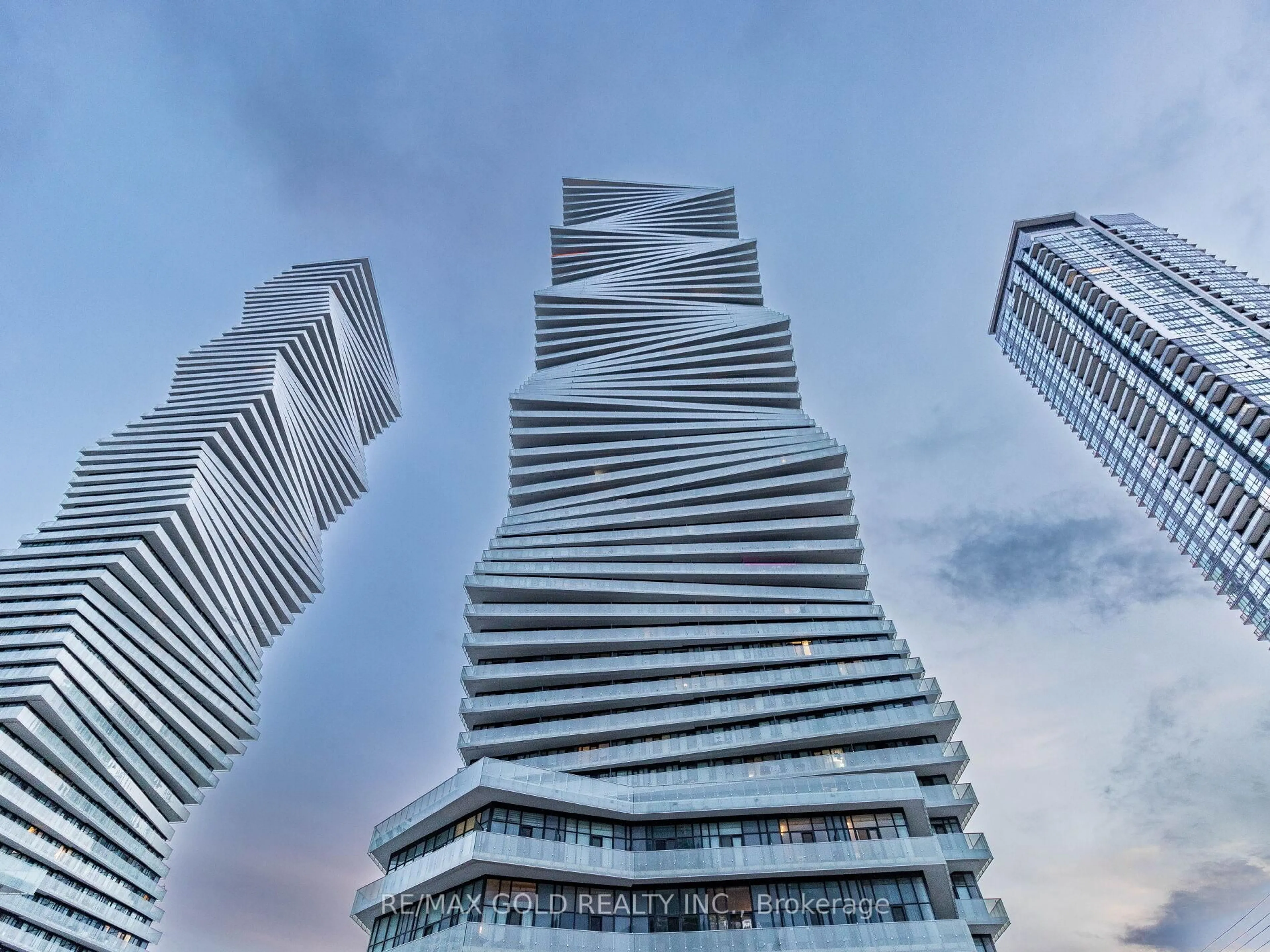 Unknown for 3900 Confederation Pkwy #4603, Mississauga Ontario L5B 0M3