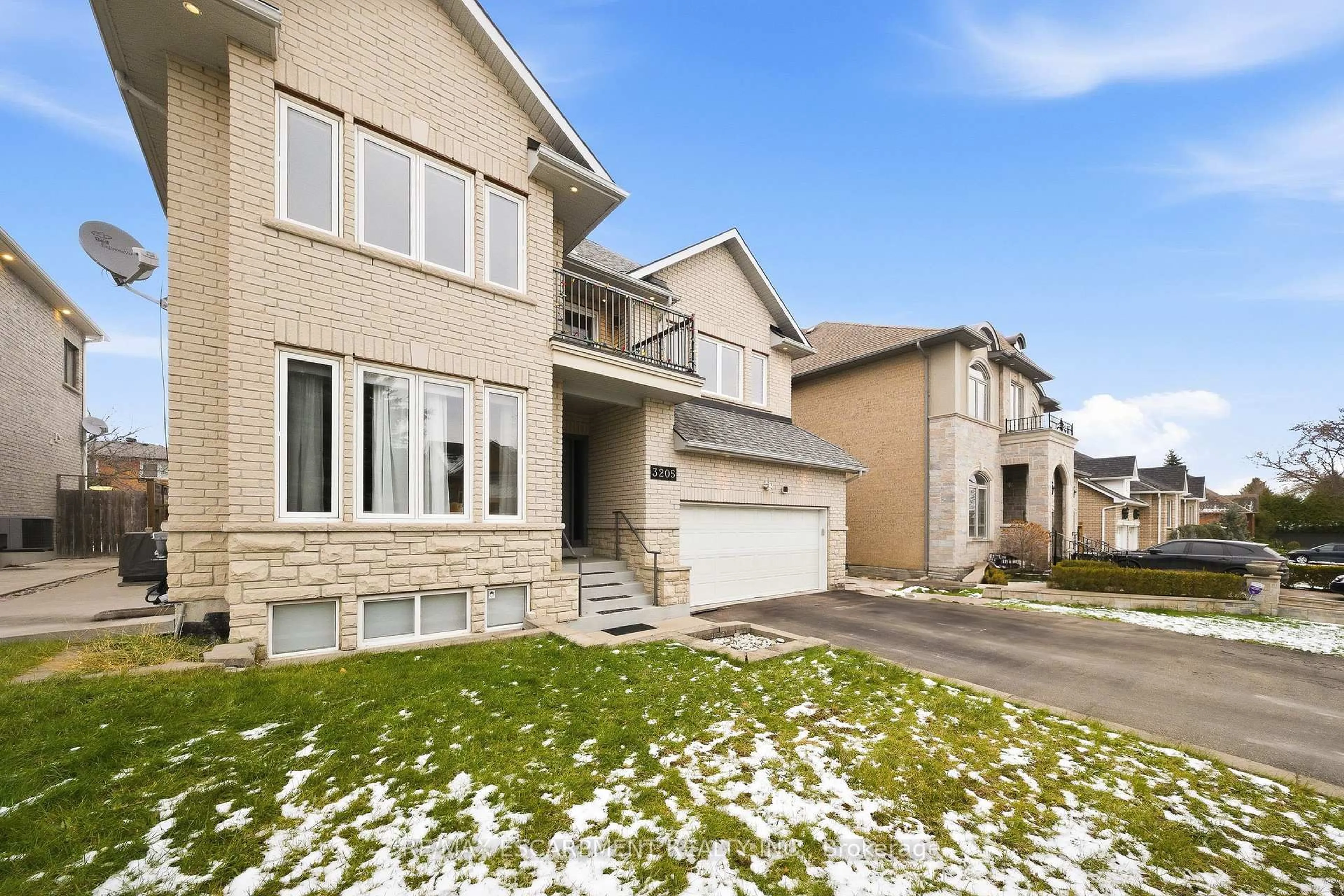 Unknown for 3205 Rolling Stone Crt, Mississauga Ontario L5B 1V8